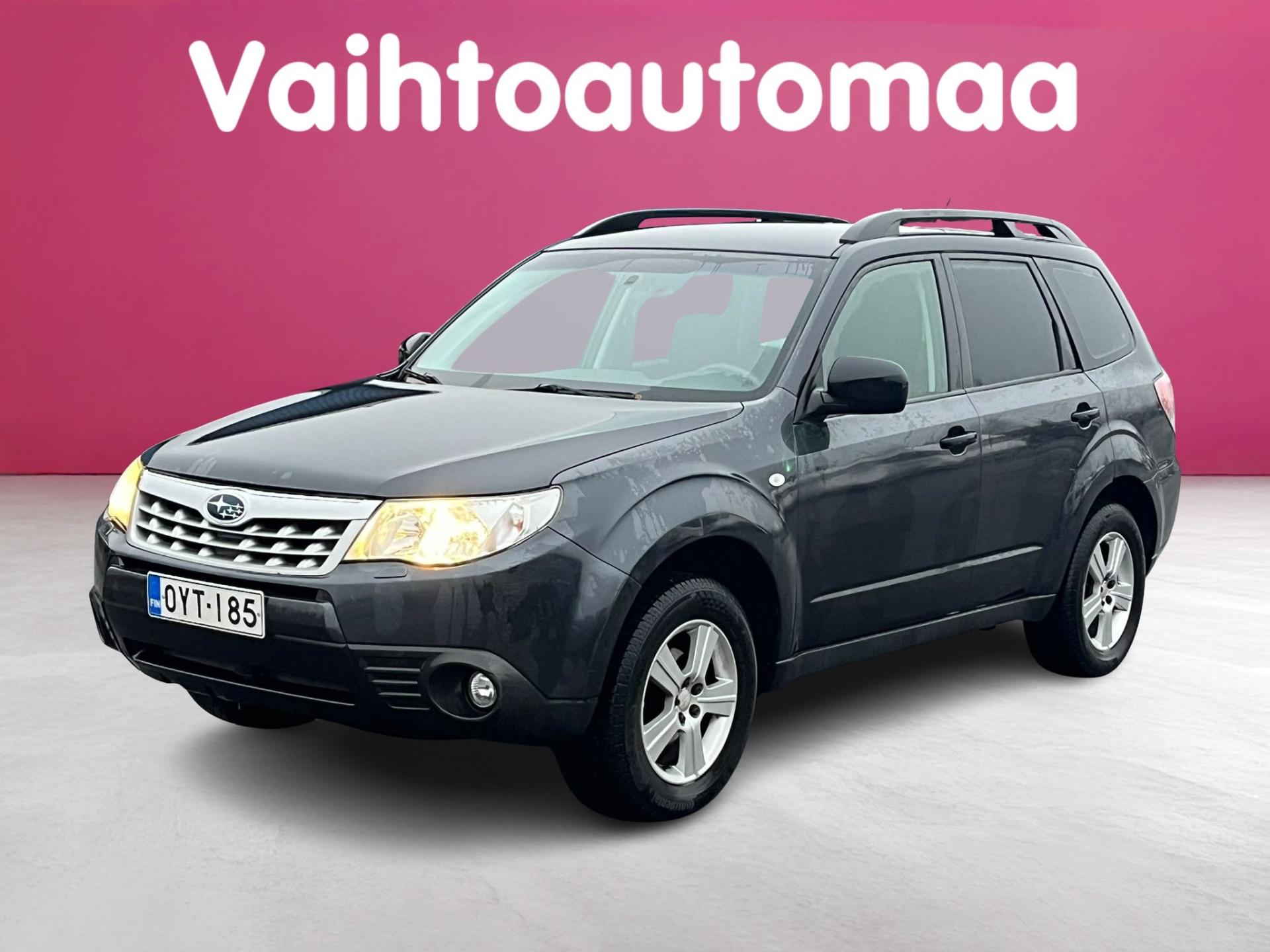 SUBARU Forester 2011