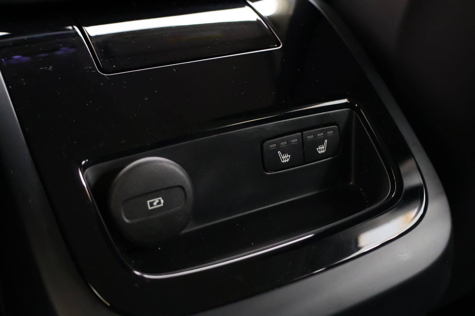 VOLVO V60 2023