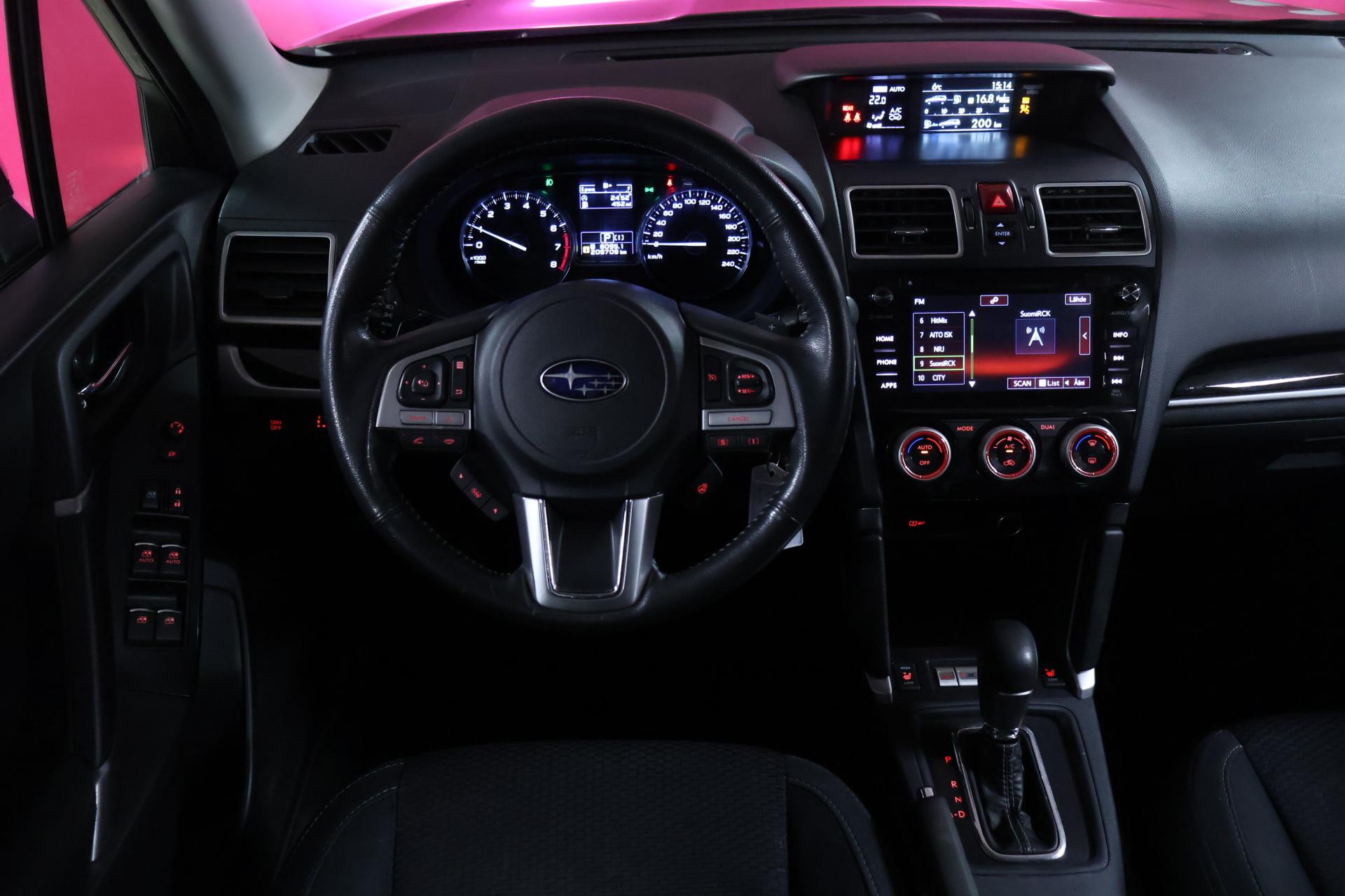 SUBARU Forester 2018