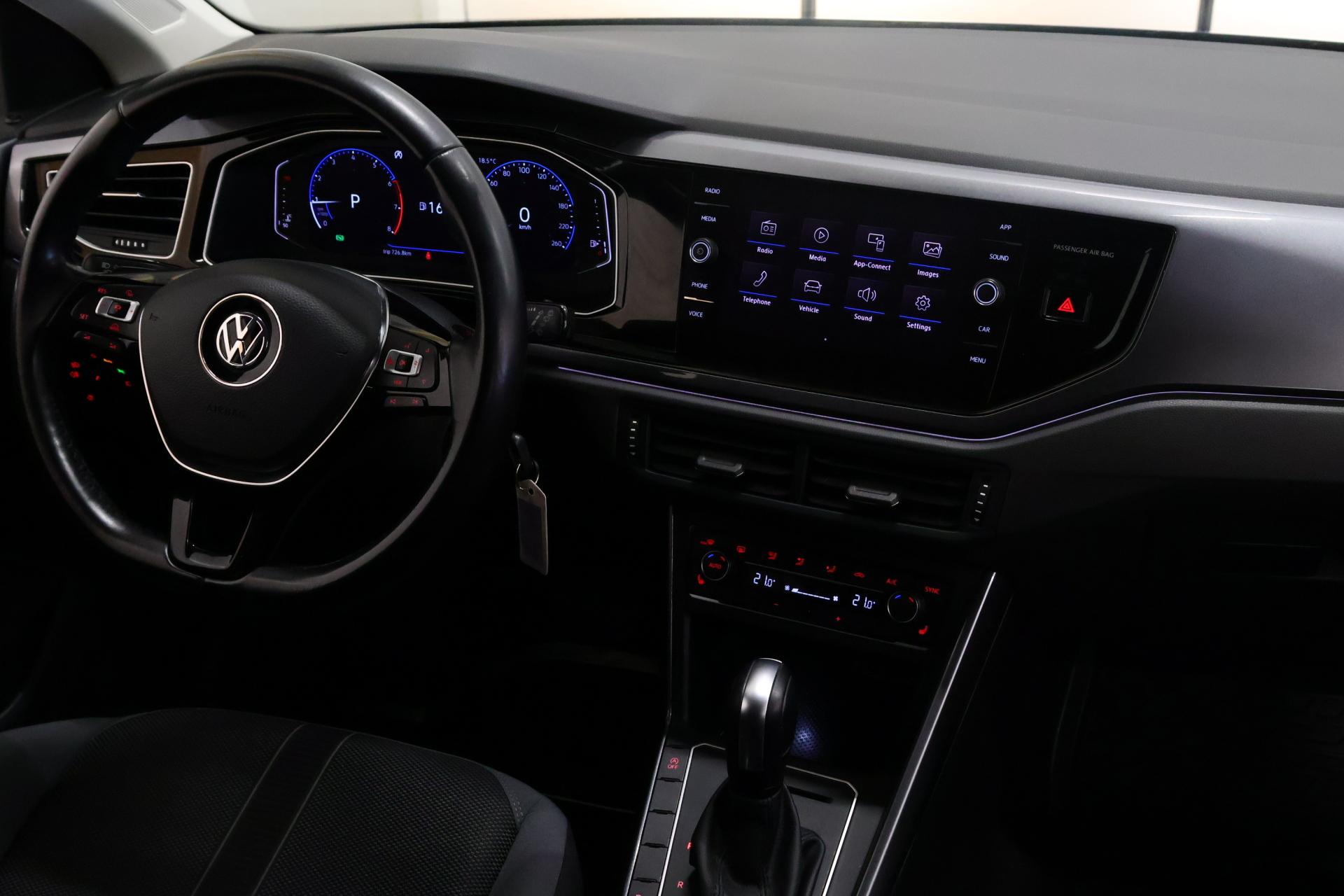 VOLKSWAGEN Polo 2020