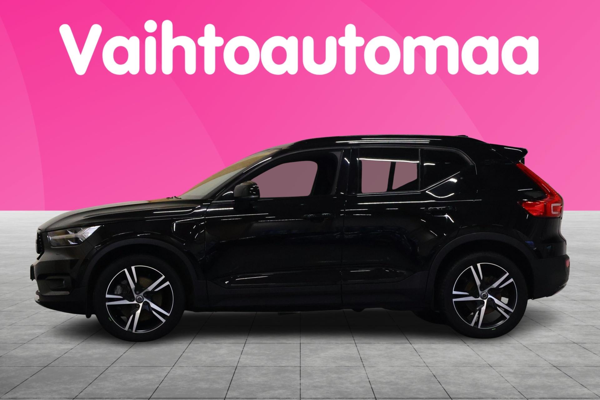 VOLVO XC40 2020