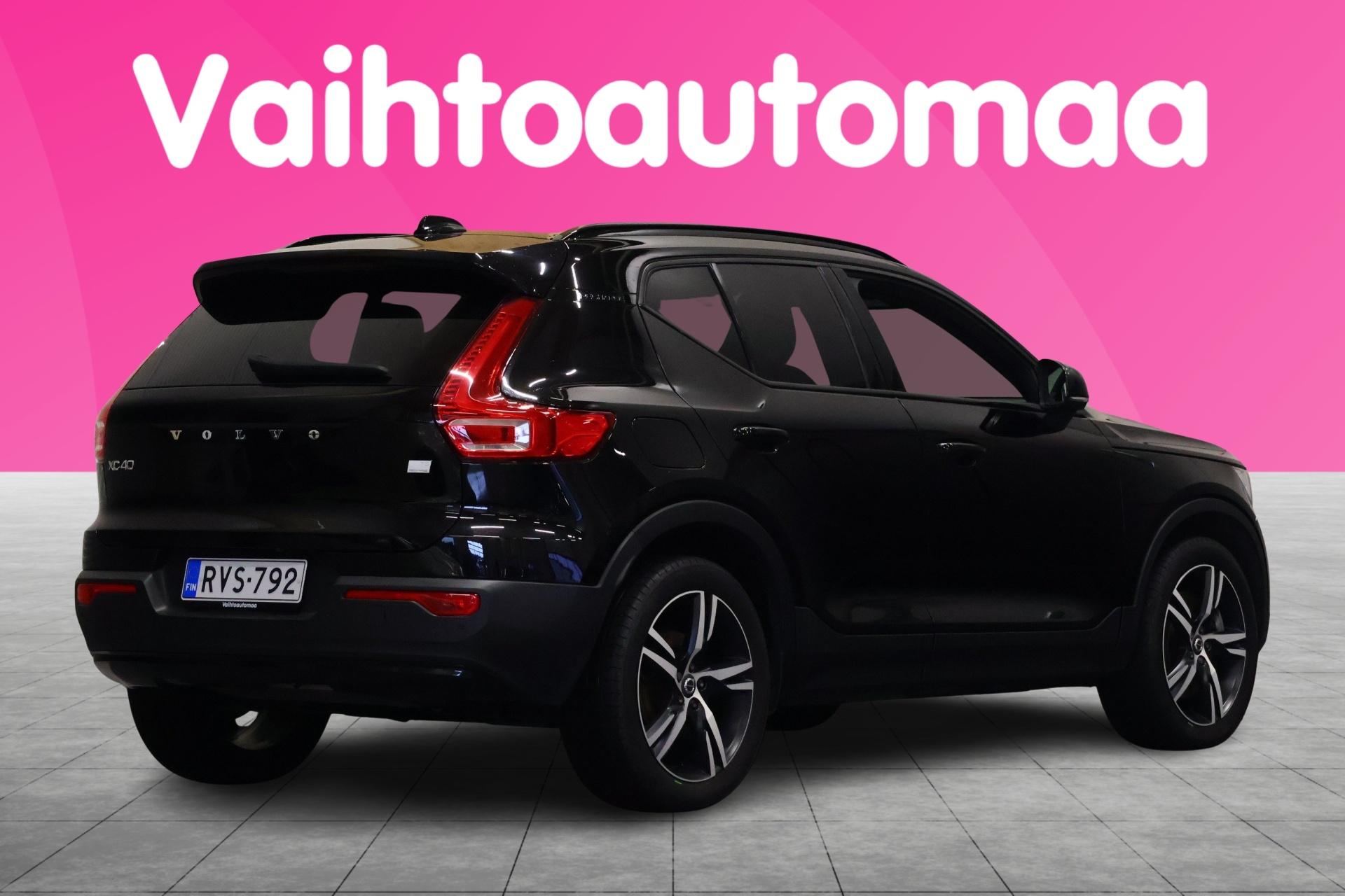 VOLVO XC40 2020