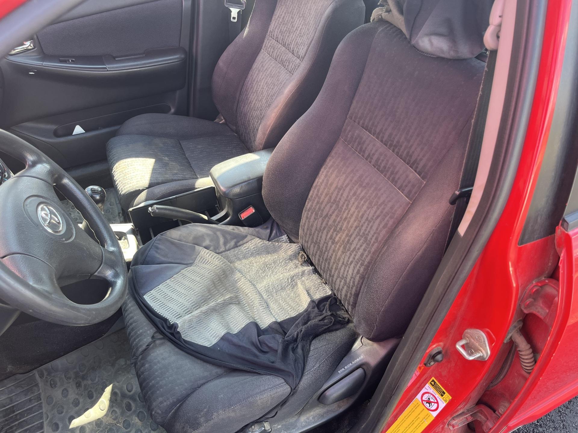 TOYOTA Corolla 2002