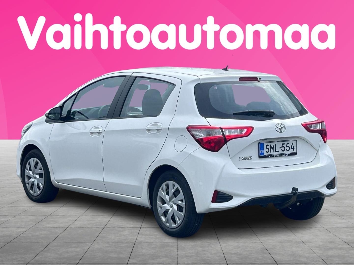 TOYOTA Yaris 2017