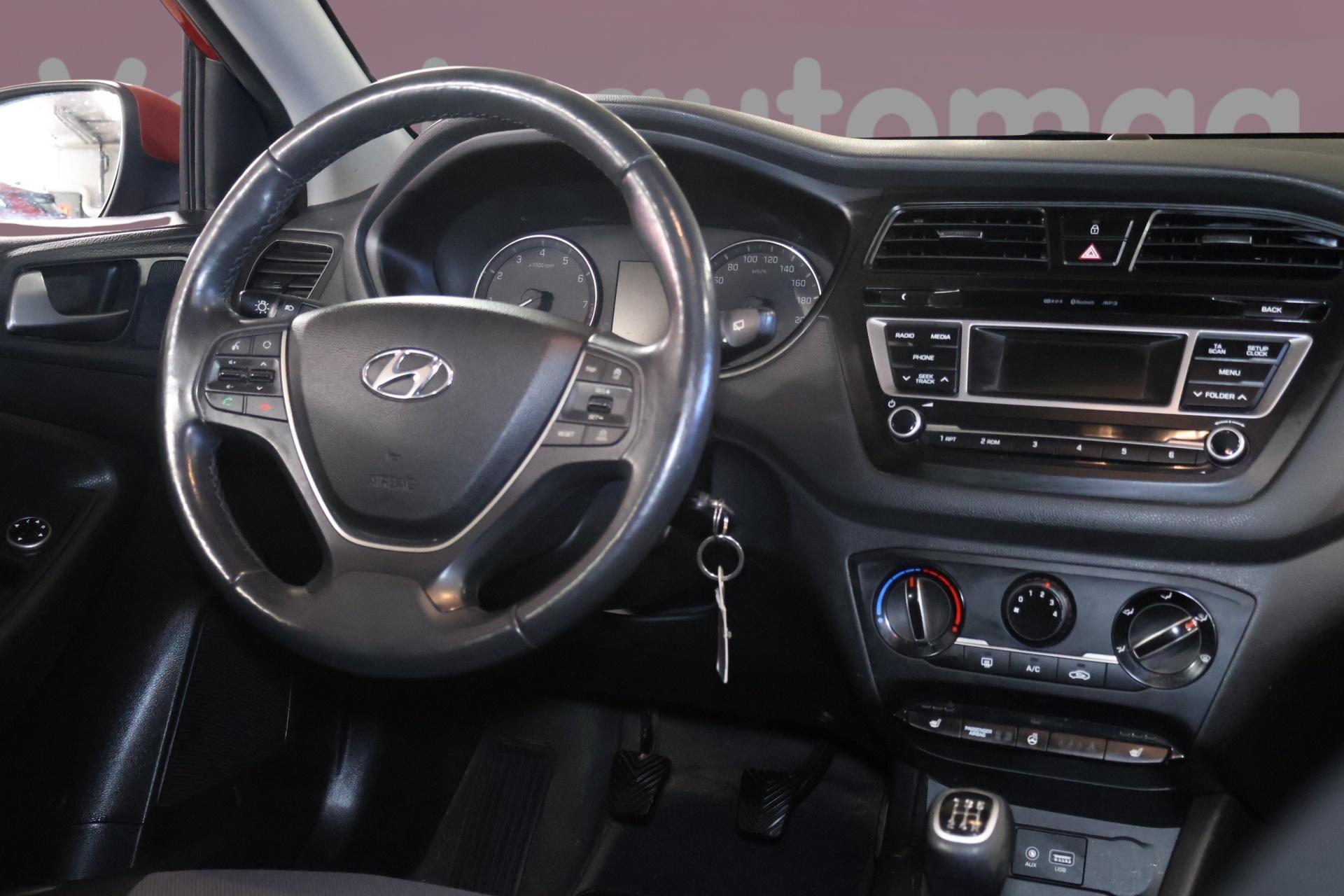 HYUNDAI i20 2018
