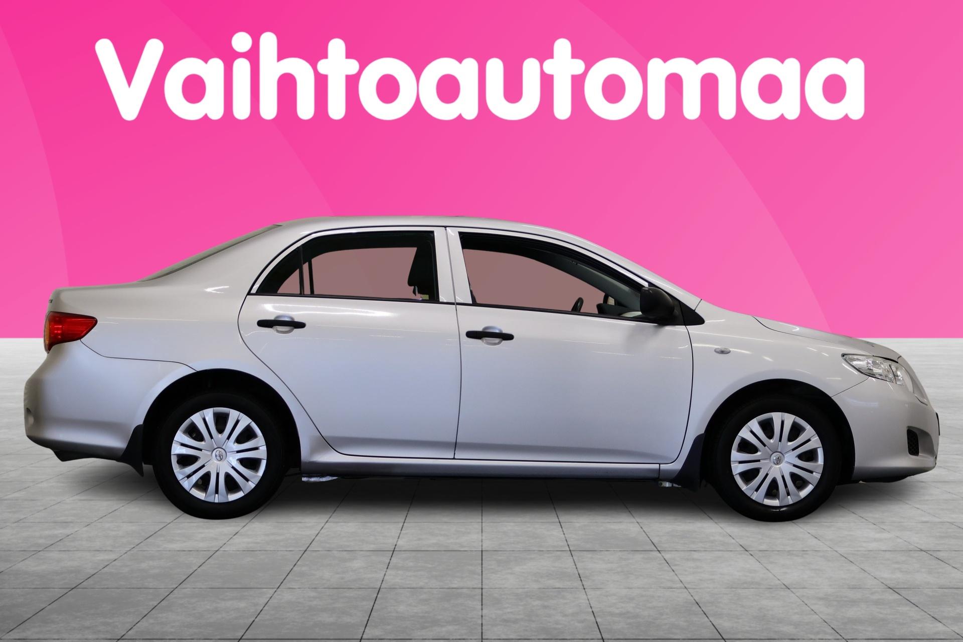 TOYOTA Corolla 2010