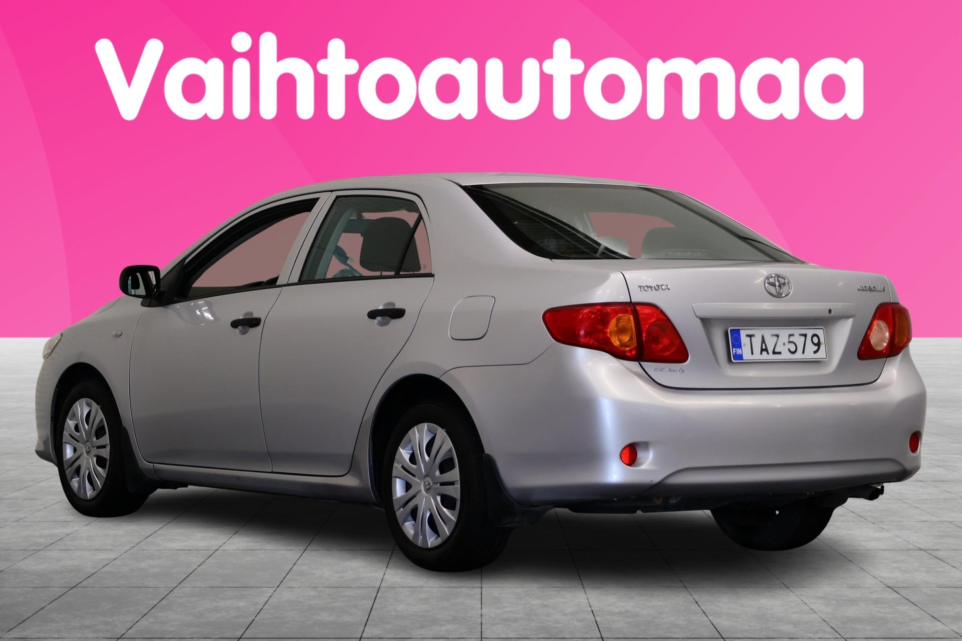 TOYOTA Corolla 2010