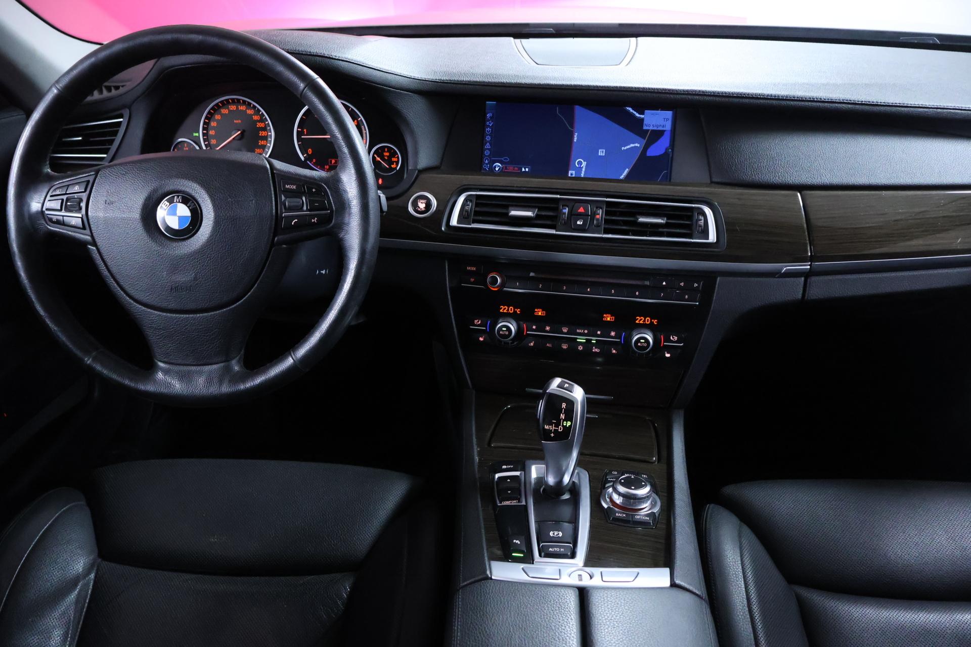 BMW 730 2008