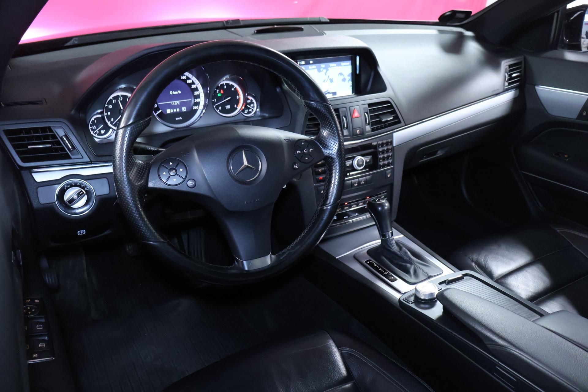 MERCEDES-BENZ E 2009