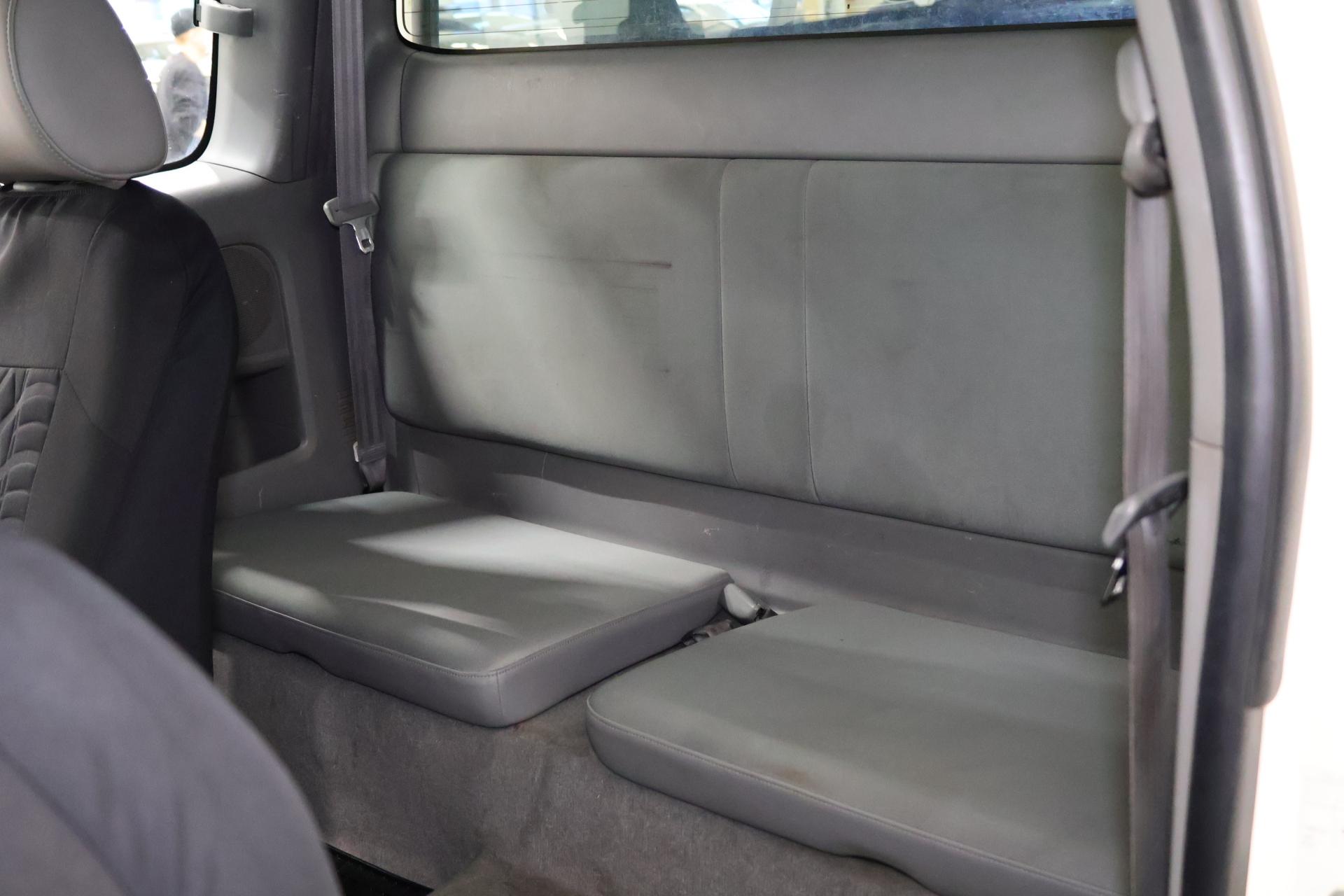 TOYOTA Hilux 2006