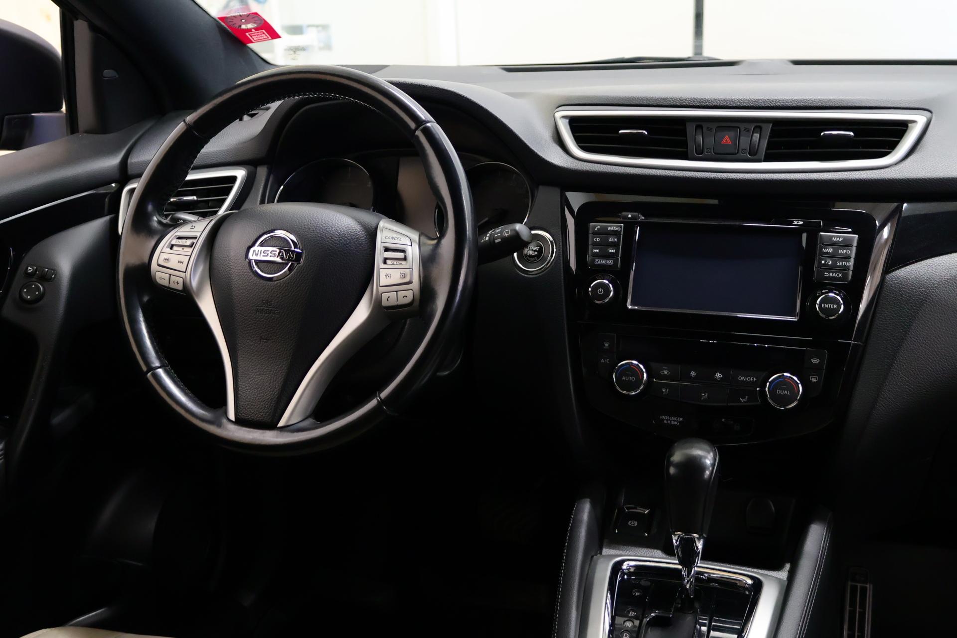 NISSAN Qashqai 2014