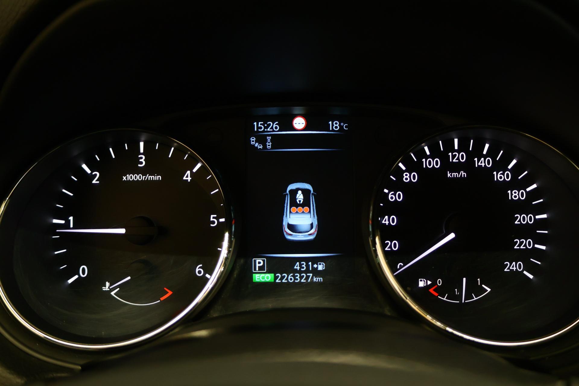 NISSAN Qashqai 2014