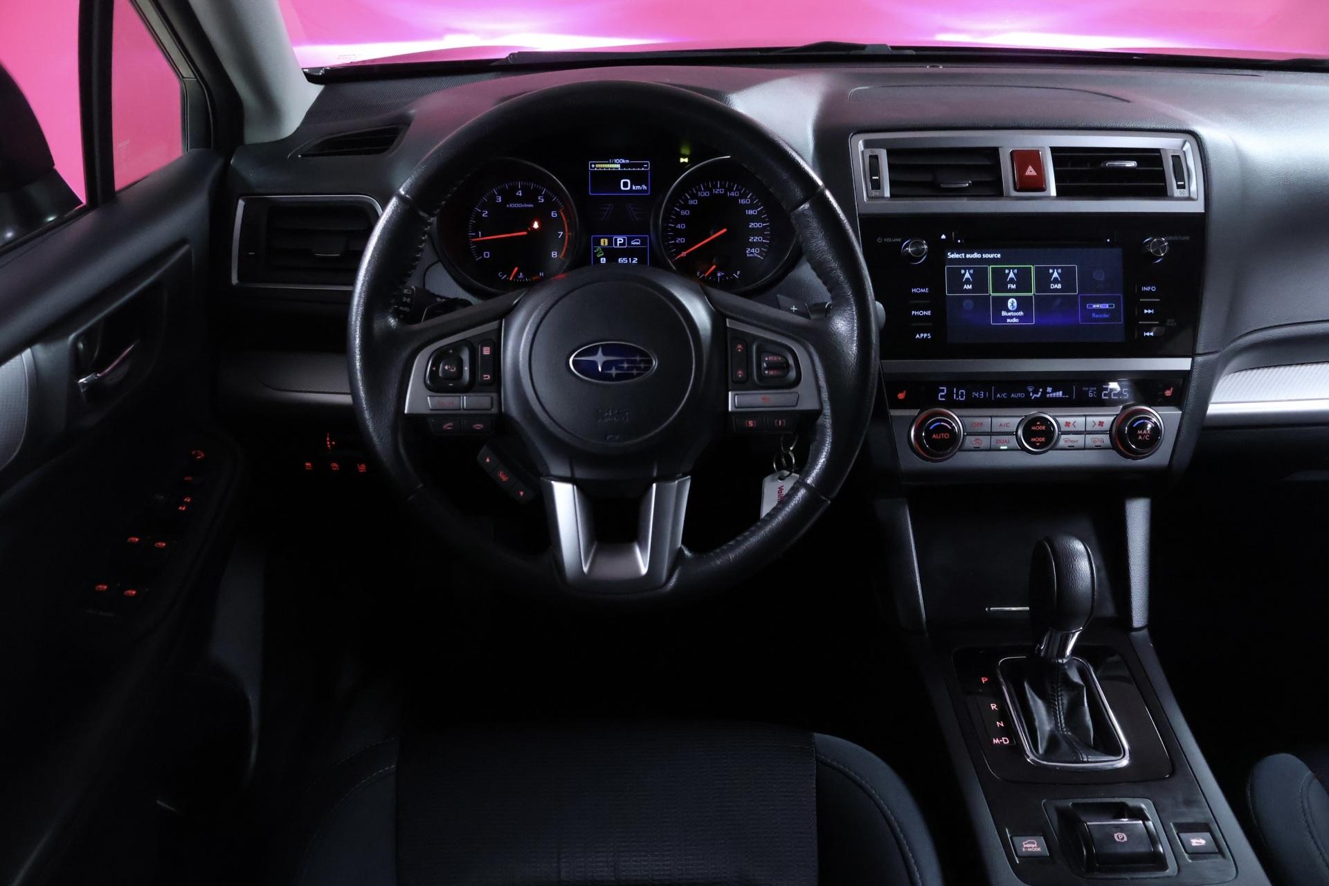 SUBARU Outback 2016