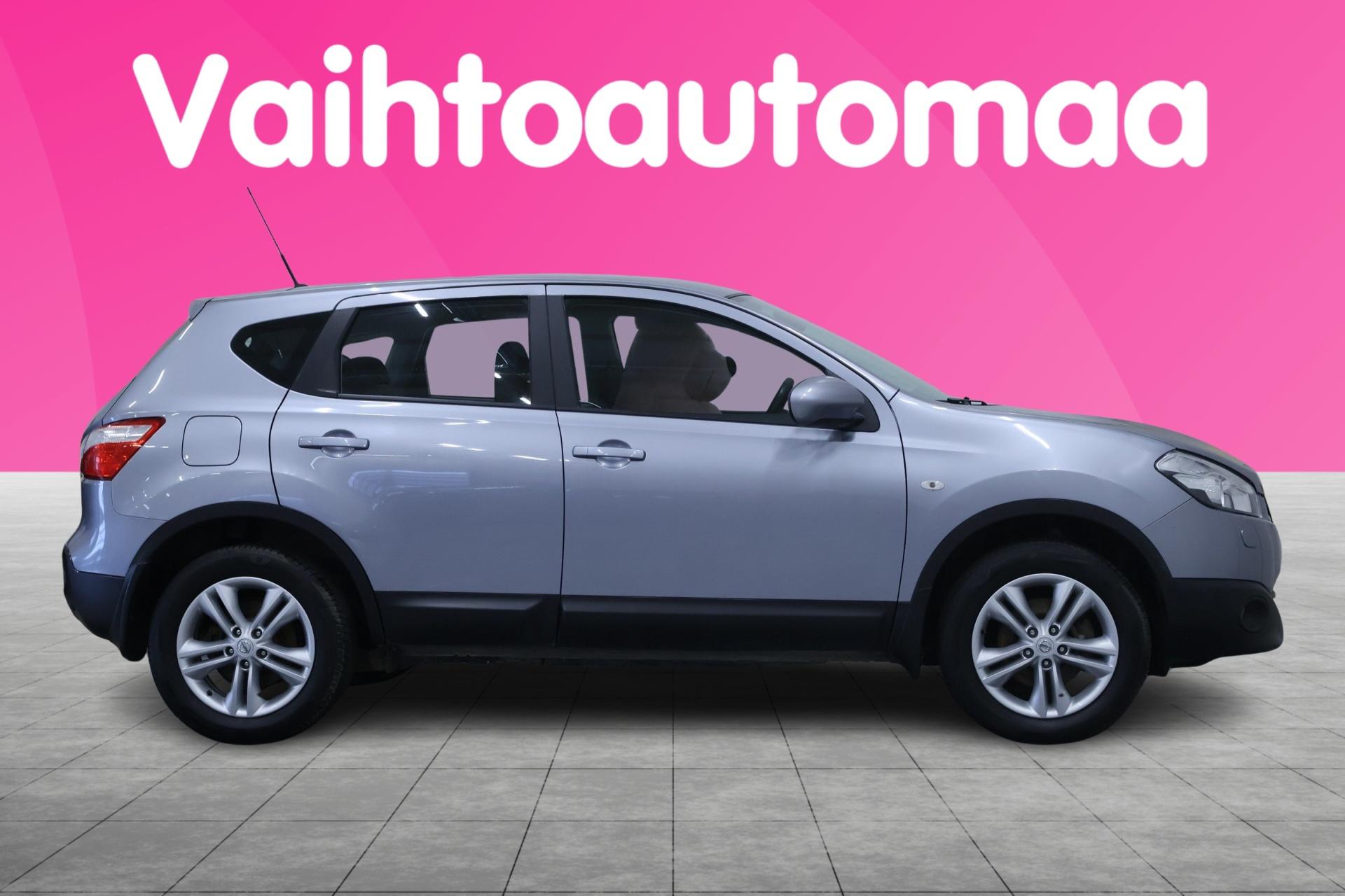 NISSAN Qashqai 2012