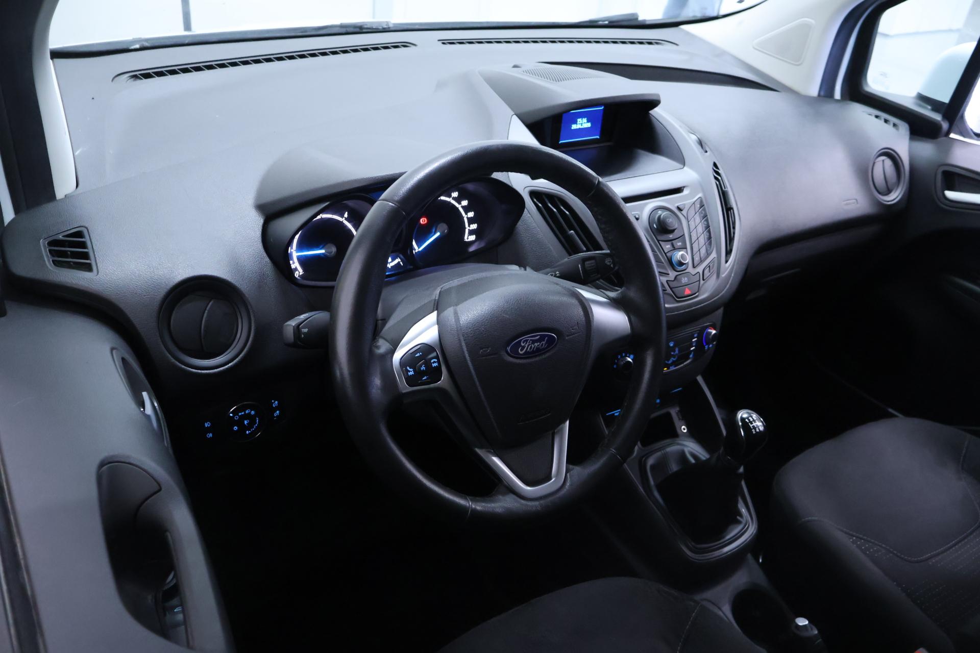 FORD Transit Courier 2016