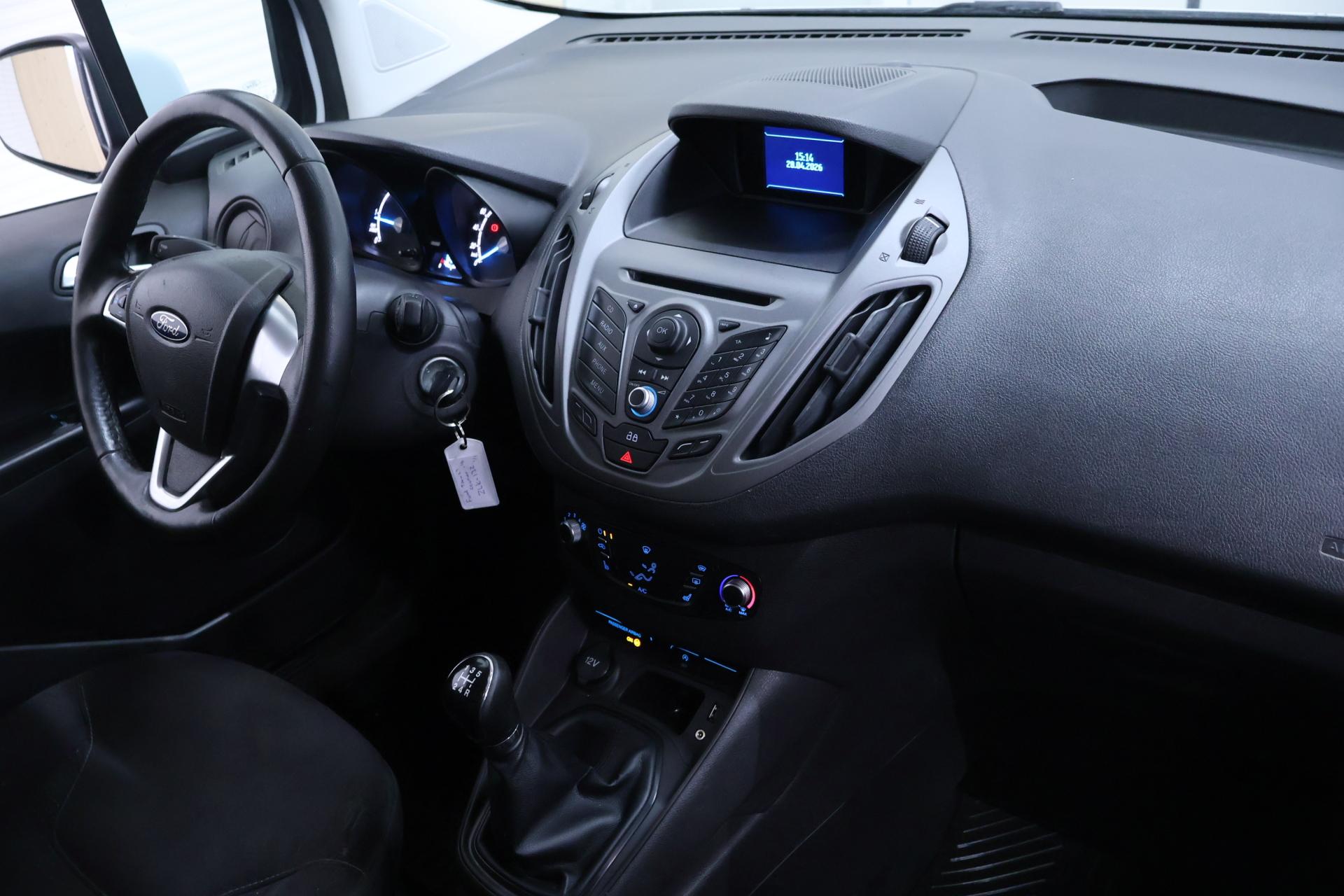 FORD Transit Courier 2016