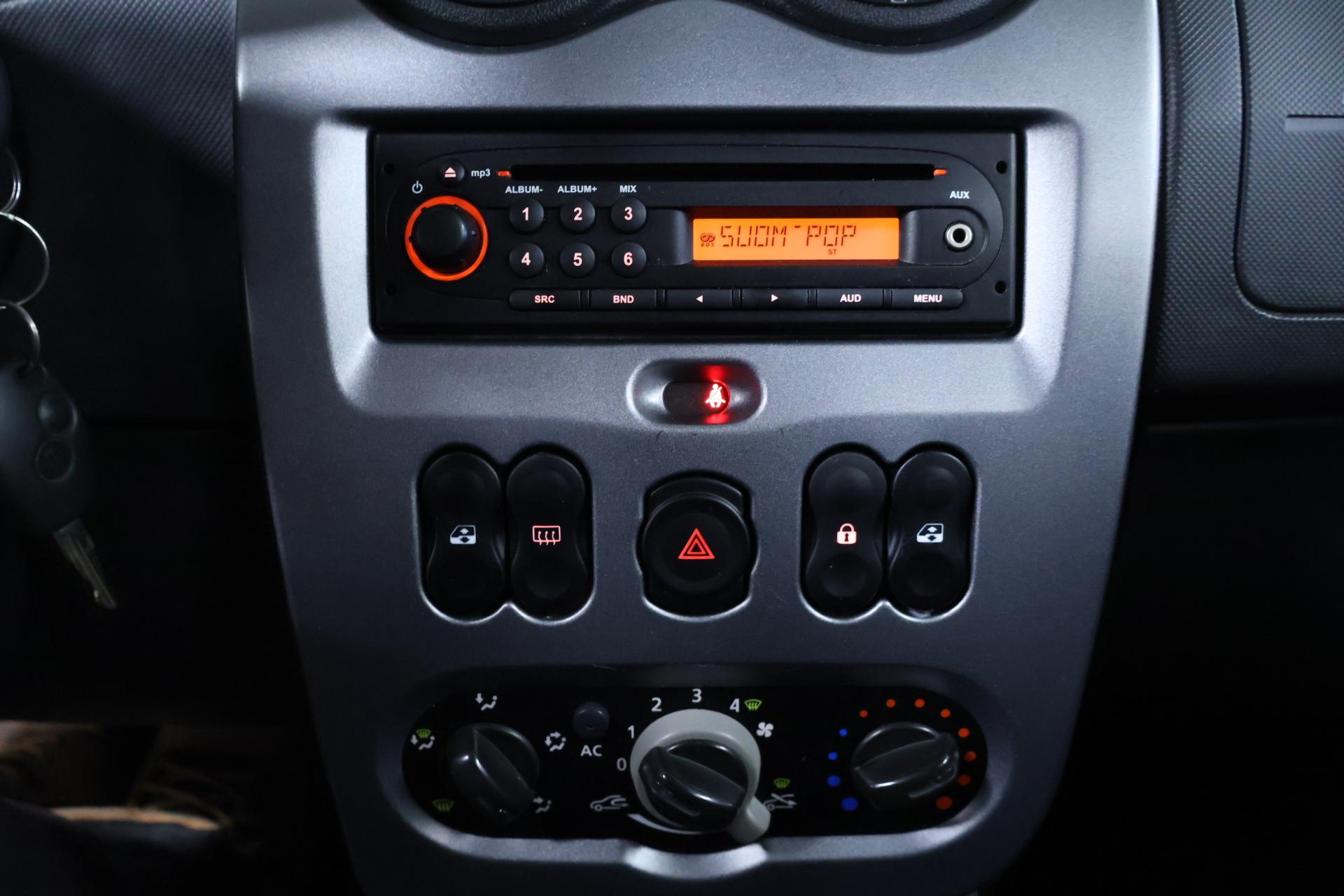 DACIA Duster 2011