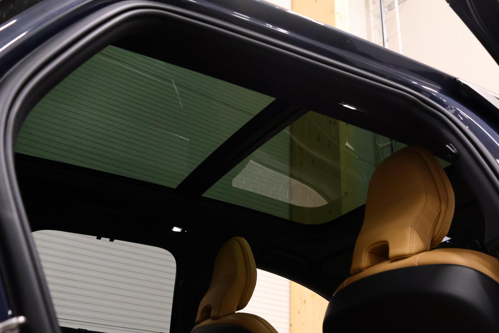 VOLVO V90 2022