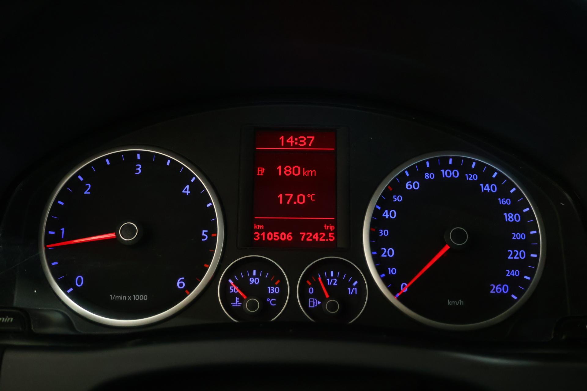 VOLKSWAGEN Tiguan 2008