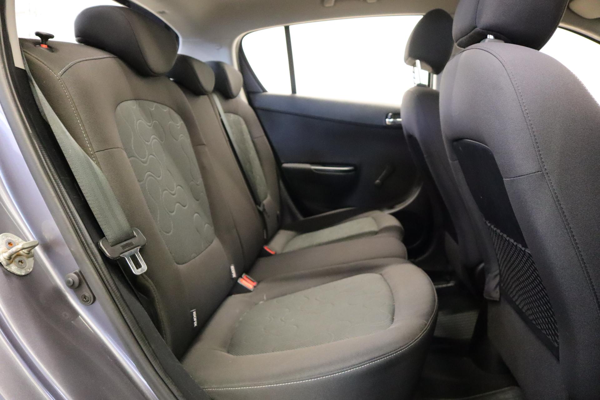 HYUNDAI i20 2010