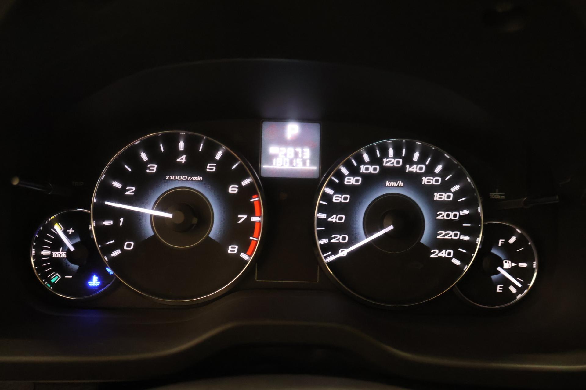 SUBARU Outback 2011