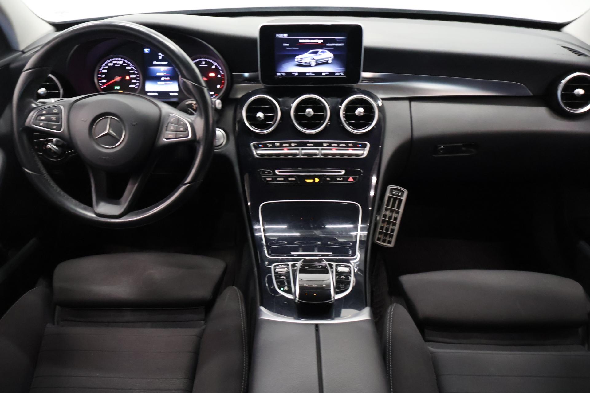 MERCEDES-BENZ C 2015