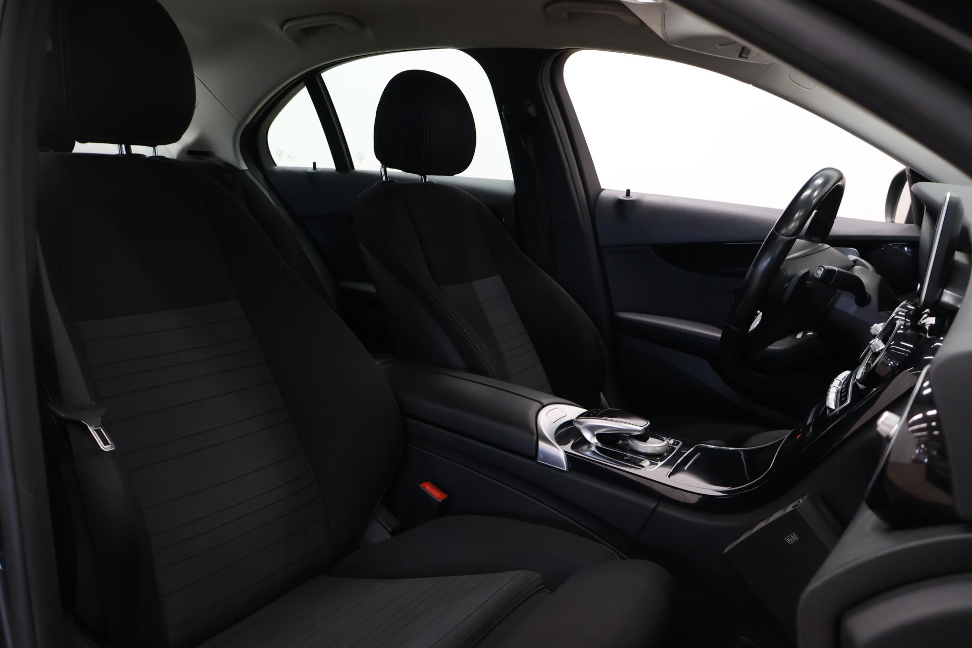 MERCEDES-BENZ C 2015