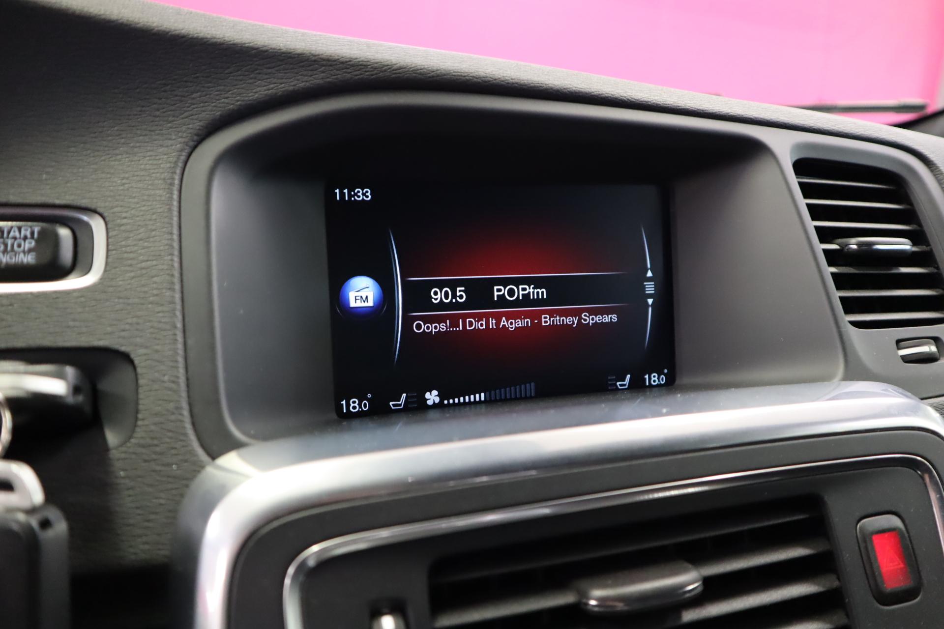 VOLVO S60 13