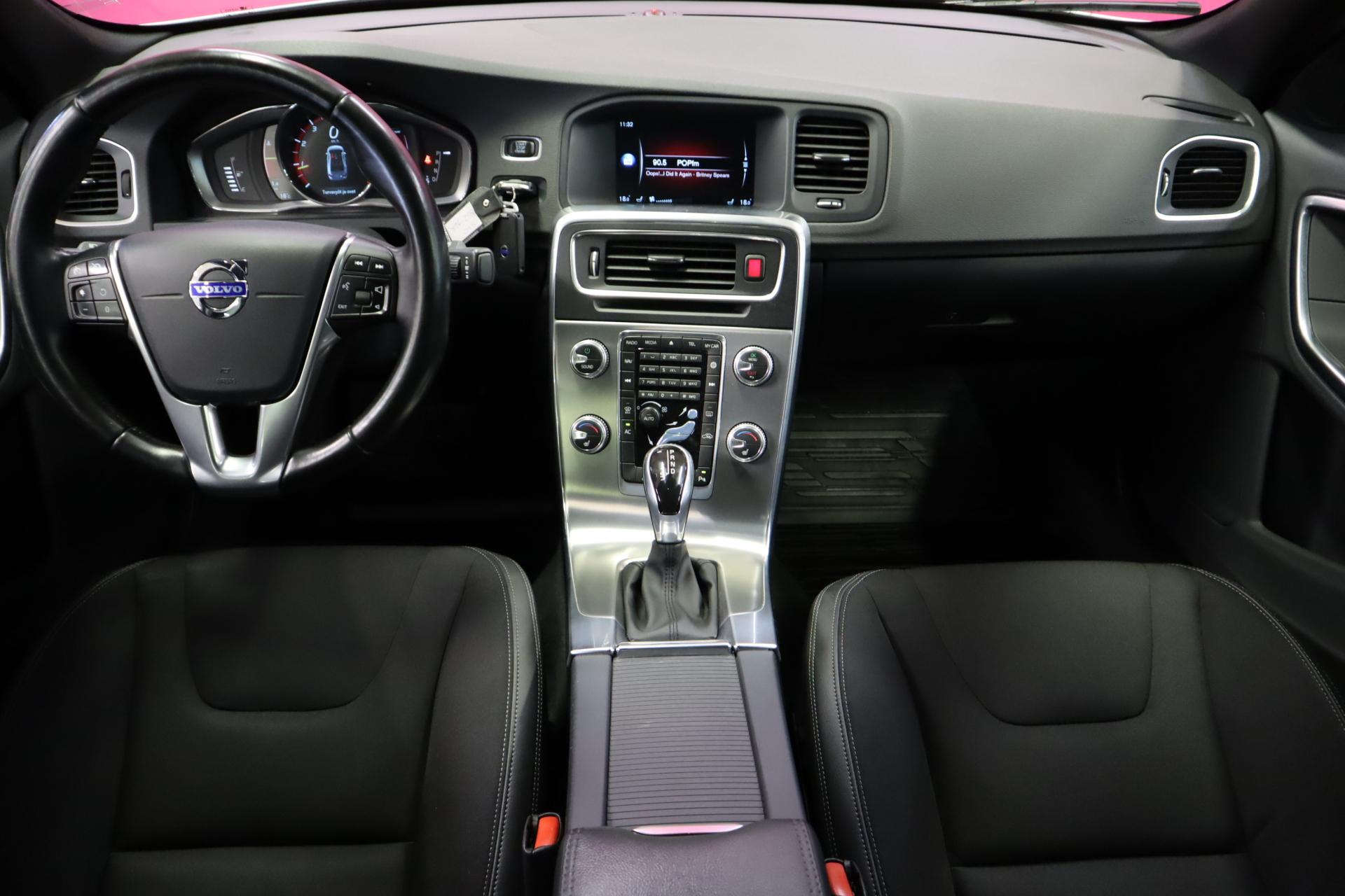 VOLVO S60 9
