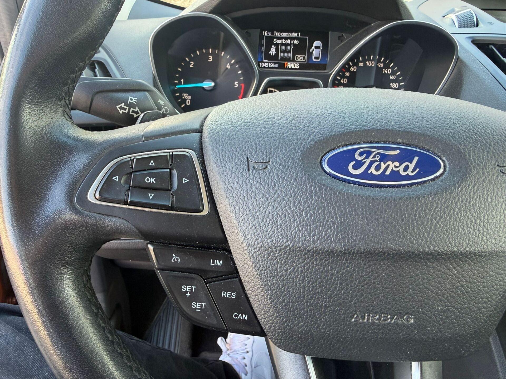 FORD Kuga 2017