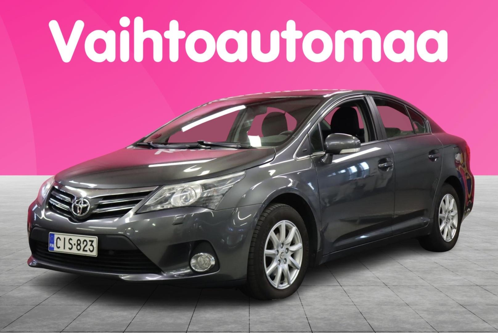 TOYOTA Avensis 2013