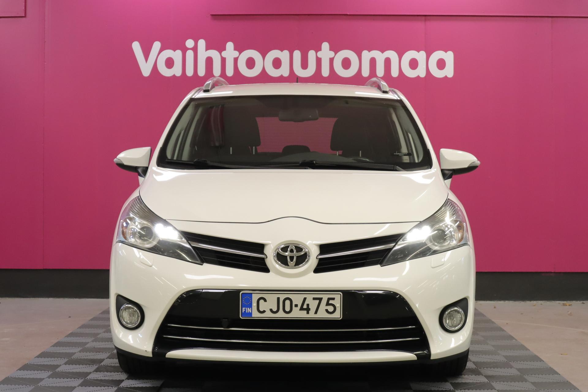 TOYOTA Verso 2014