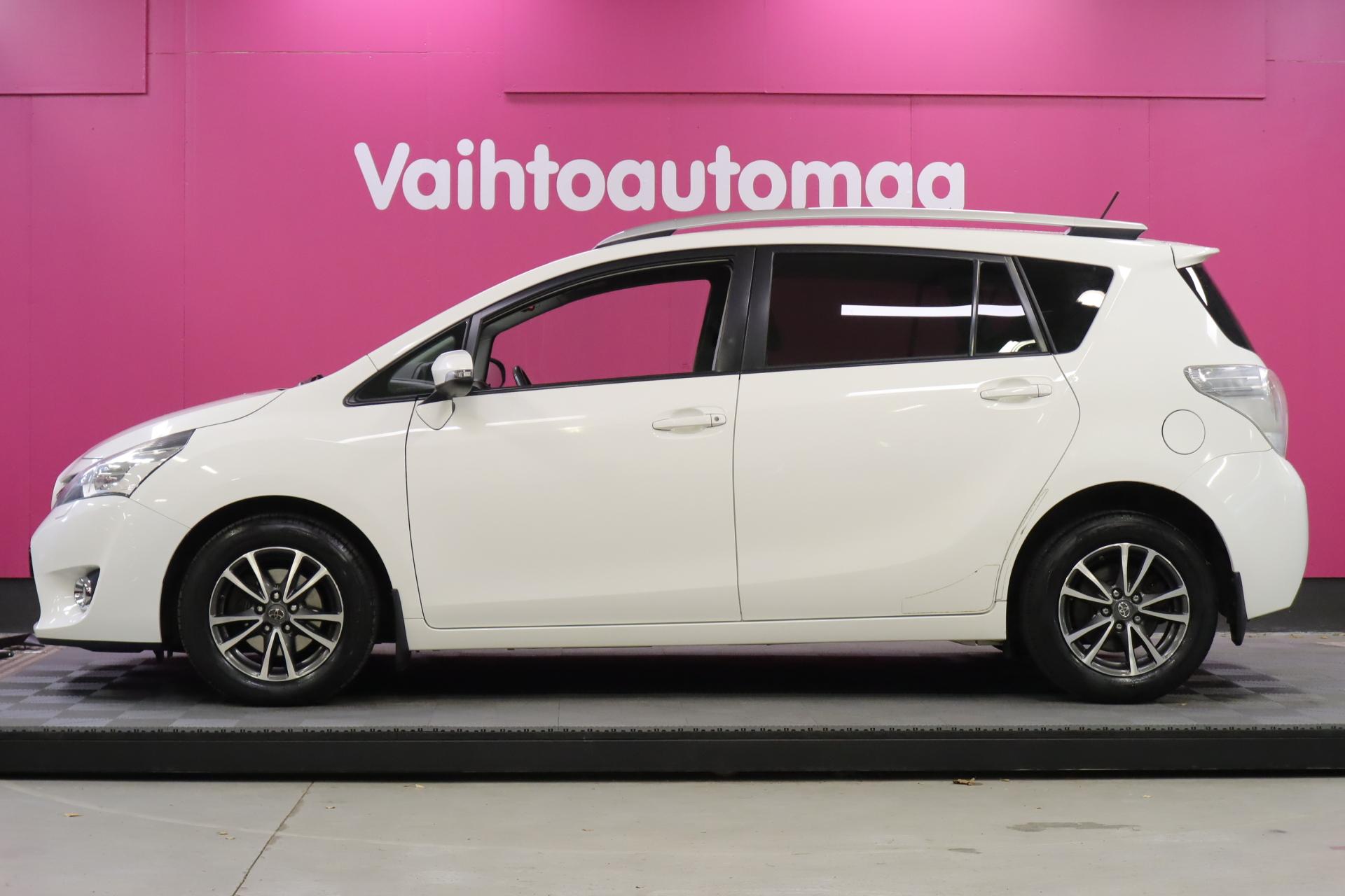 TOYOTA Verso 2014