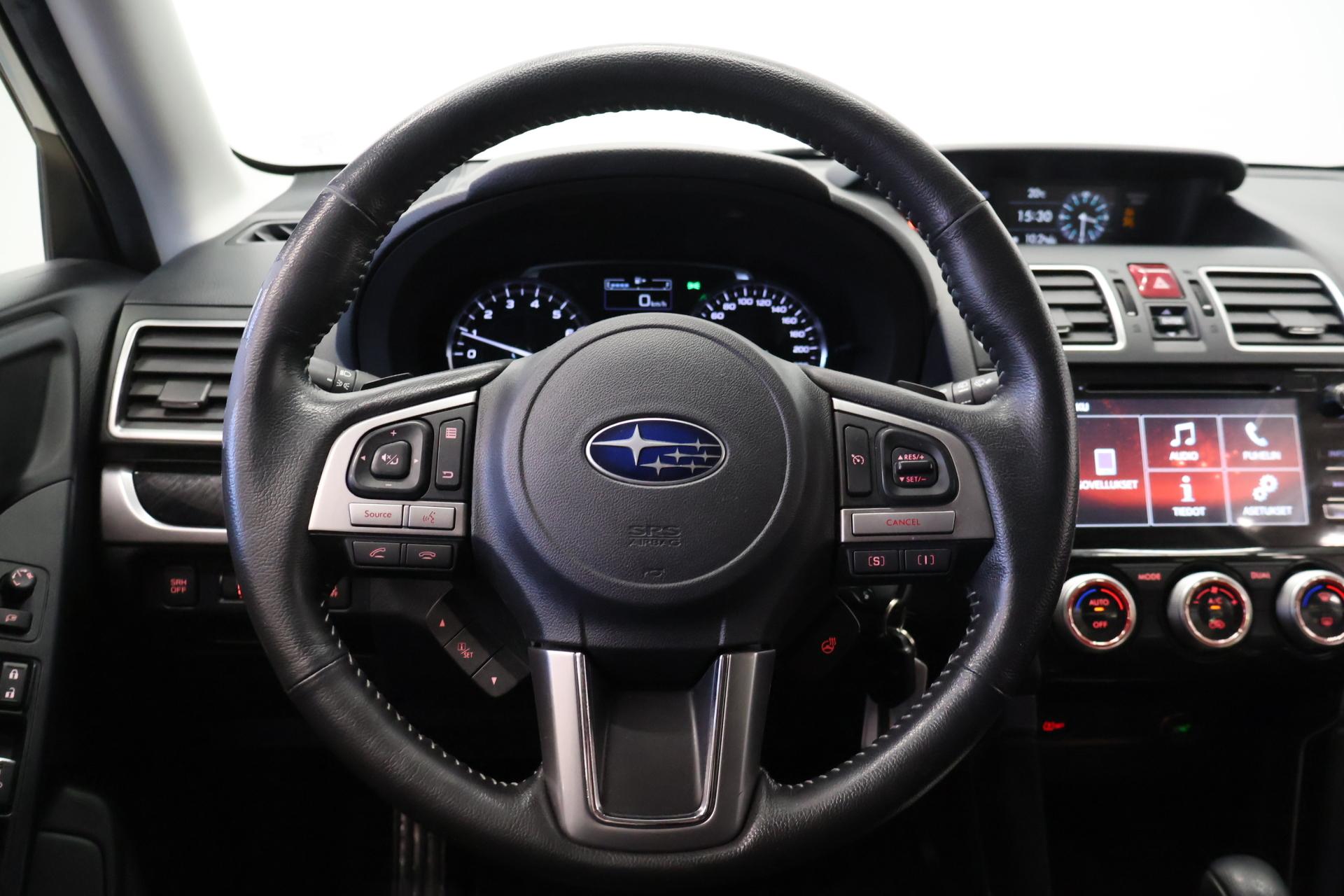 SUBARU Forester 2017