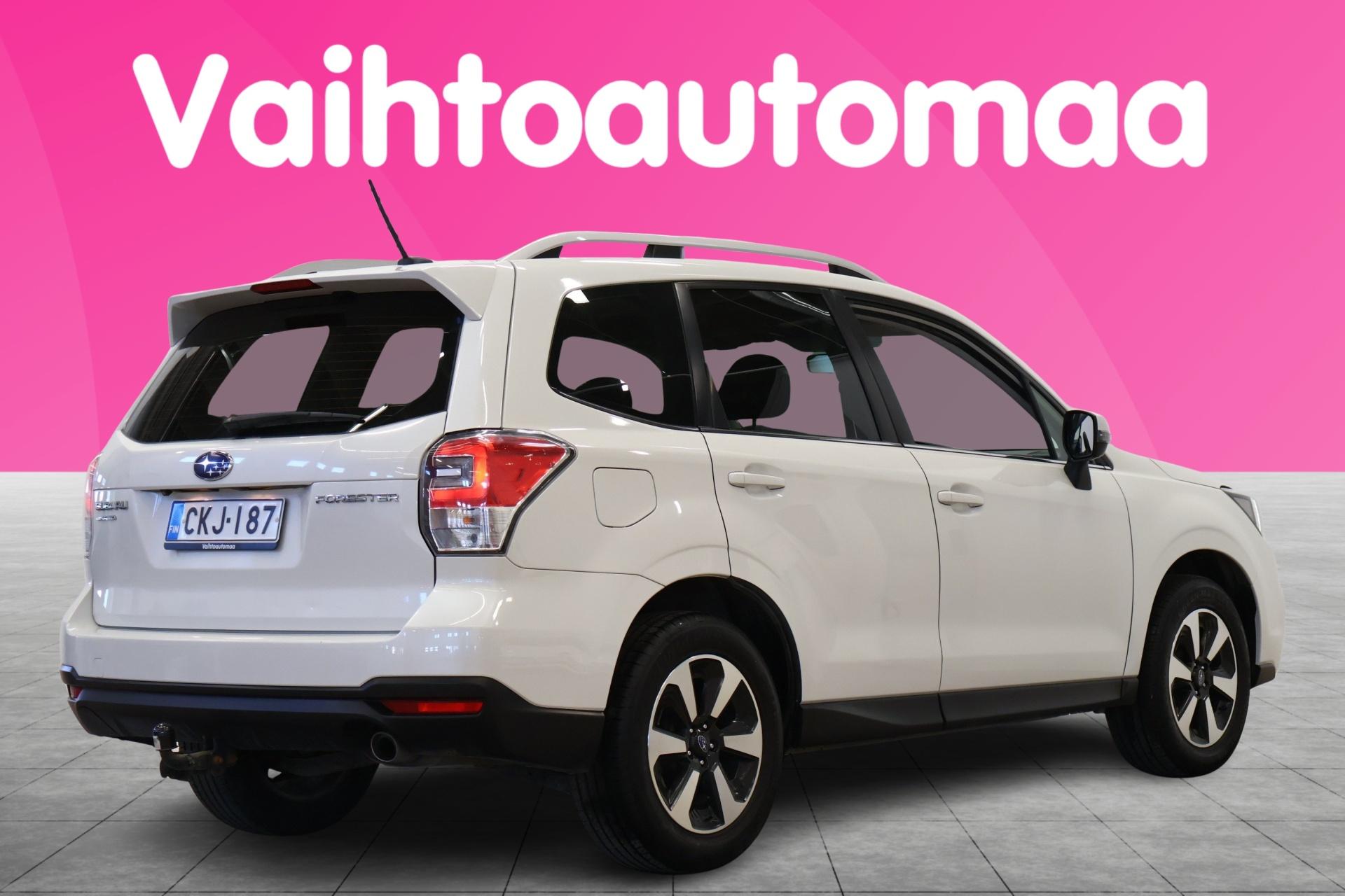 SUBARU Forester 2017