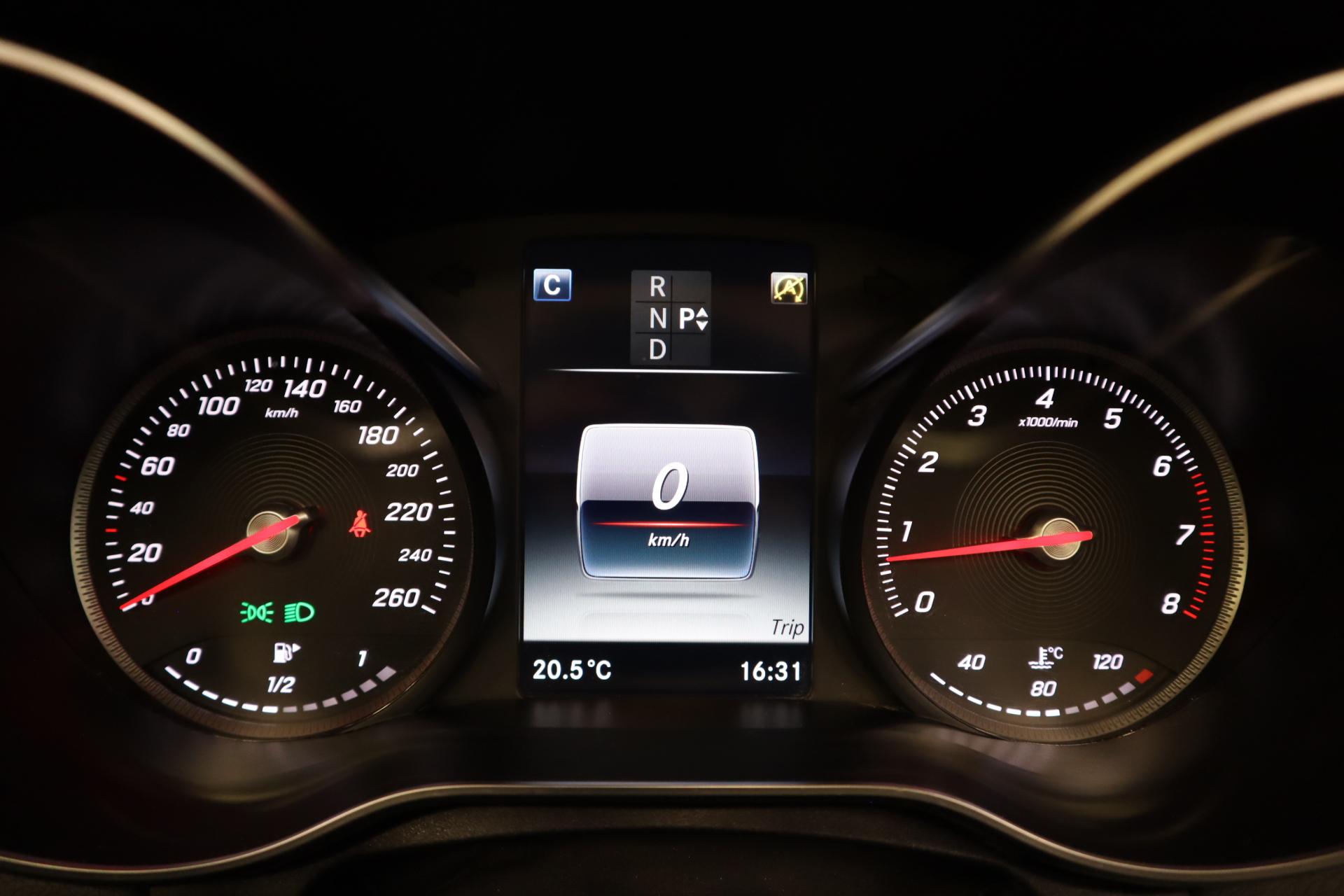 MERCEDES-BENZ C 2018