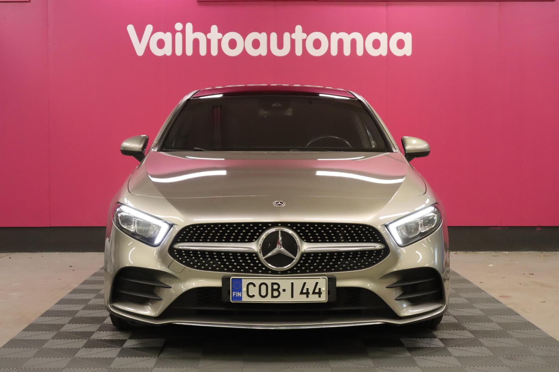 MERCEDES-BENZ A 2020