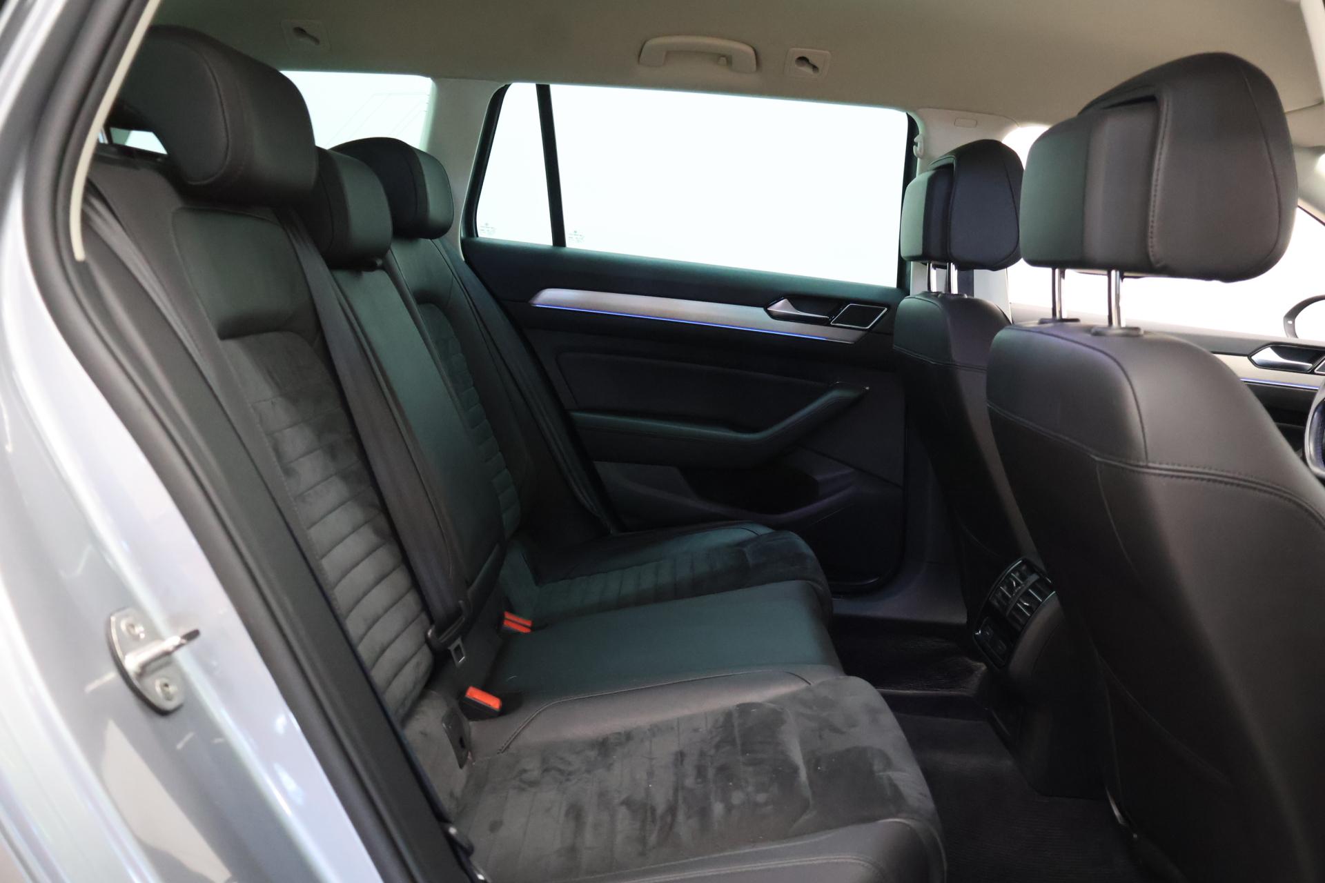 VOLKSWAGEN Passat 2018