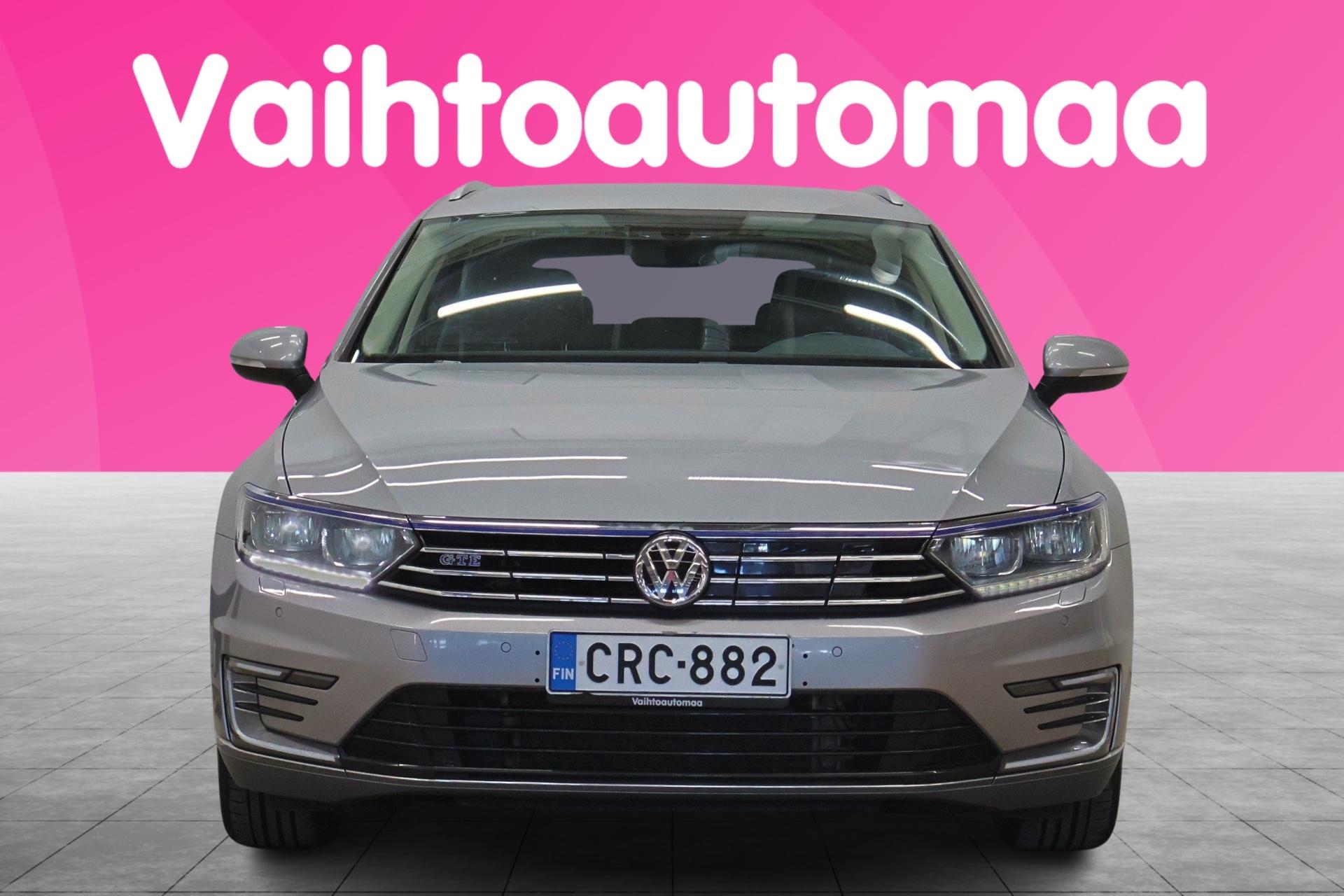 VOLKSWAGEN Passat 2018
