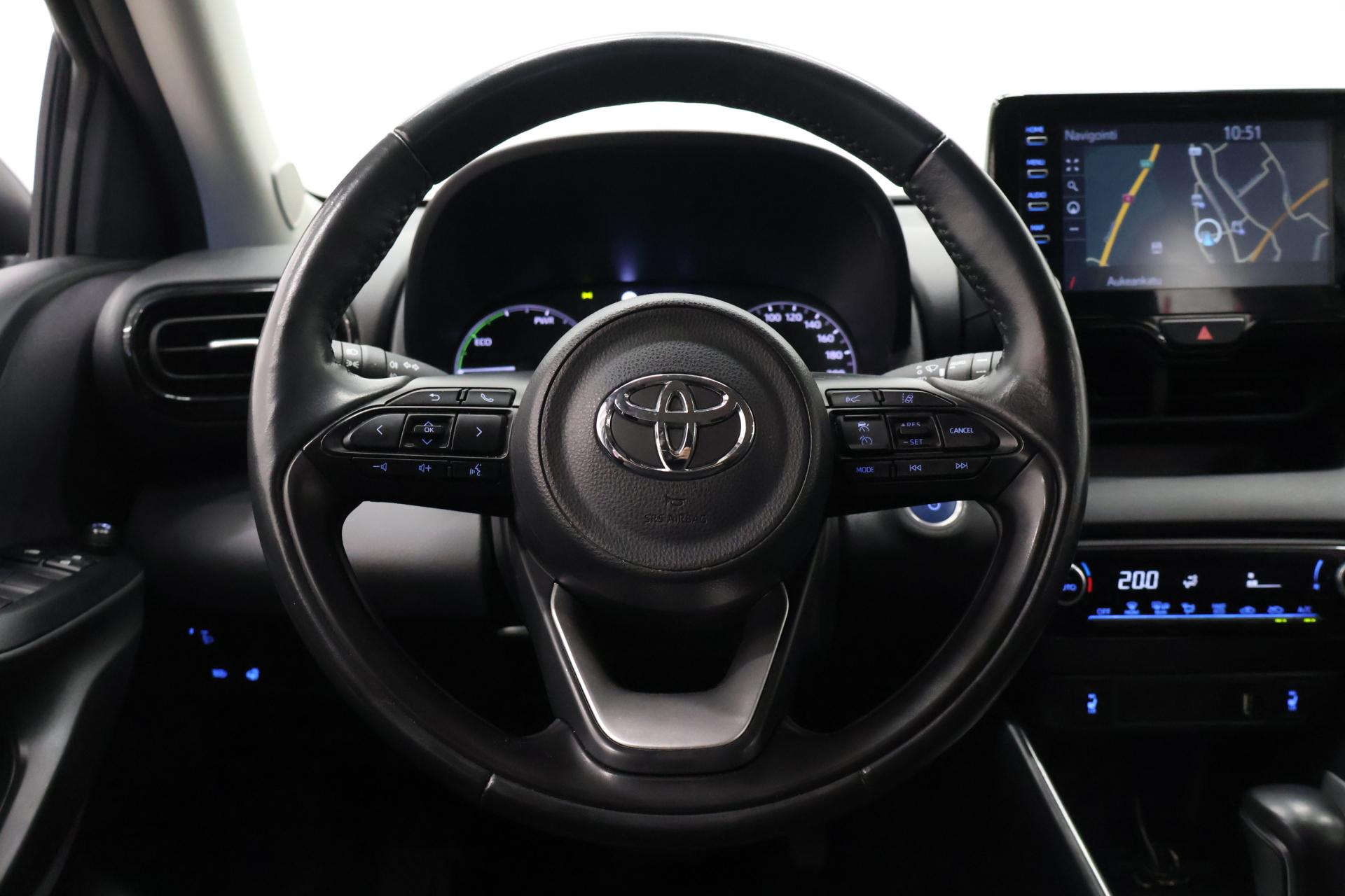 TOYOTA Yaris 2022