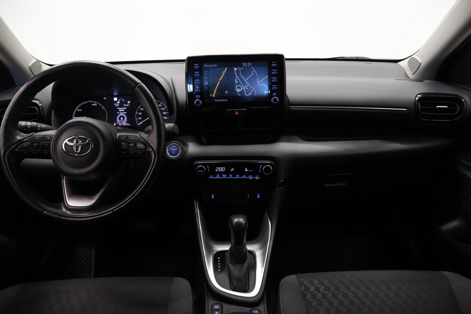 TOYOTA Yaris 2022