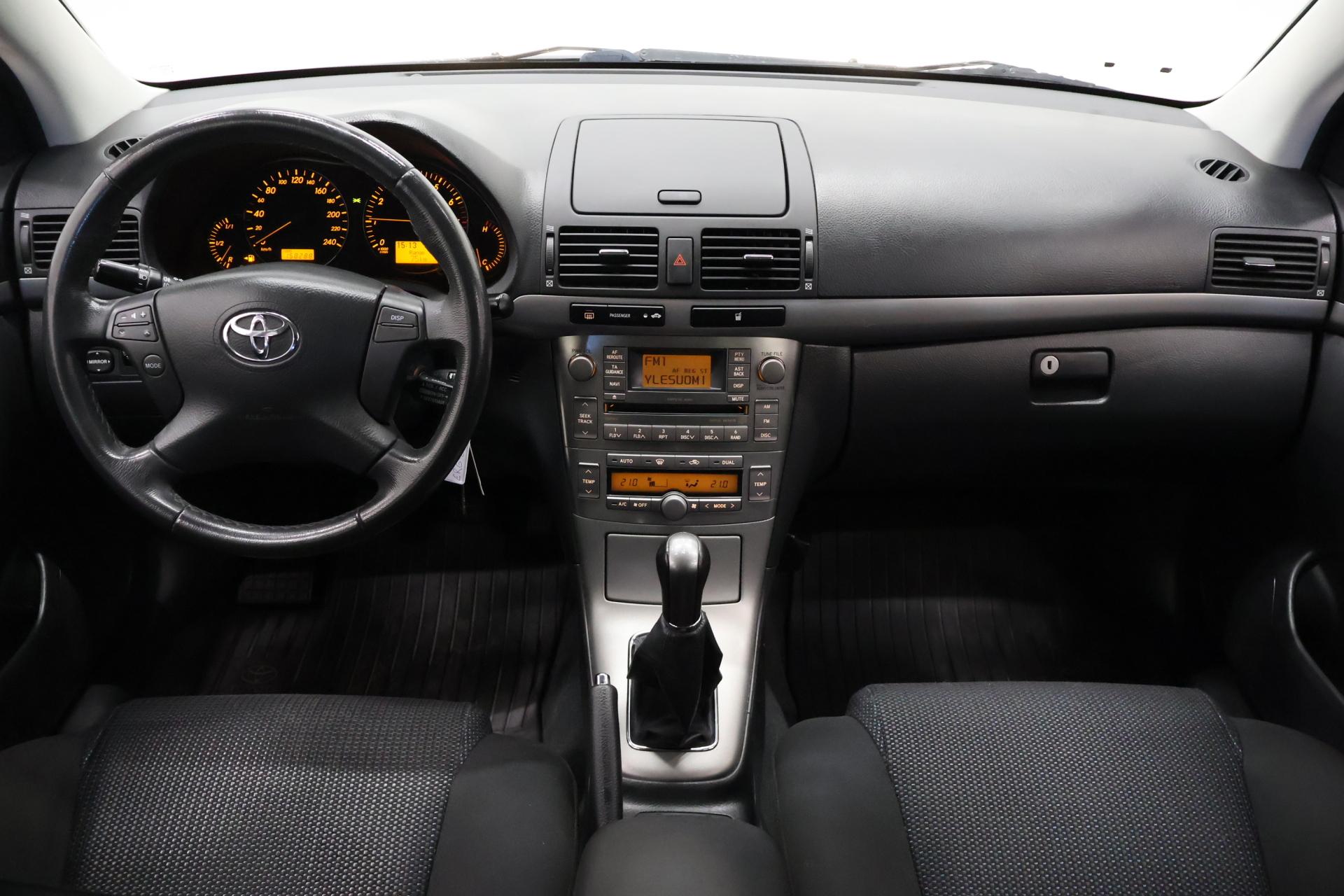 TOYOTA Avensis 2008
