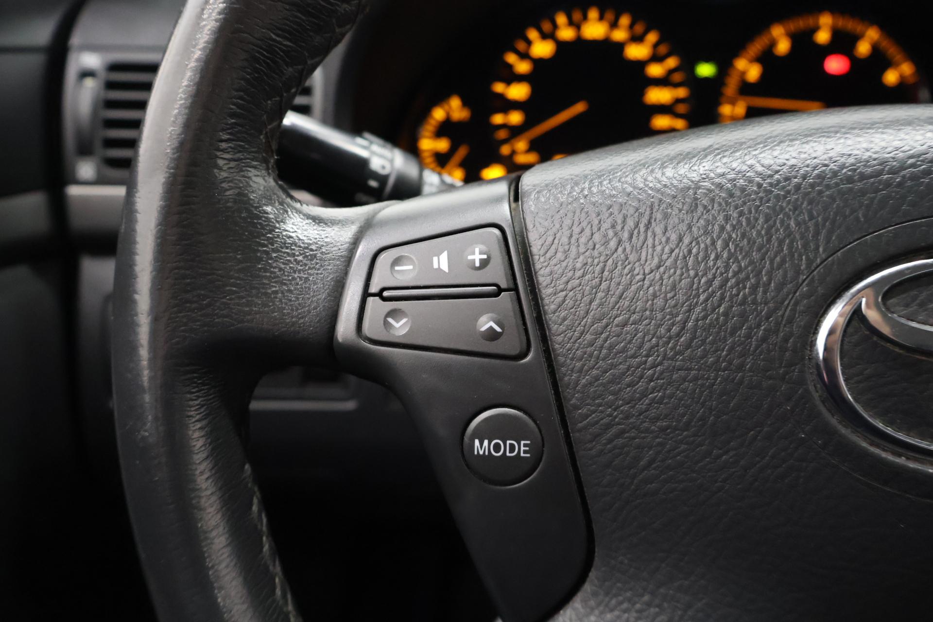 TOYOTA Avensis 2008