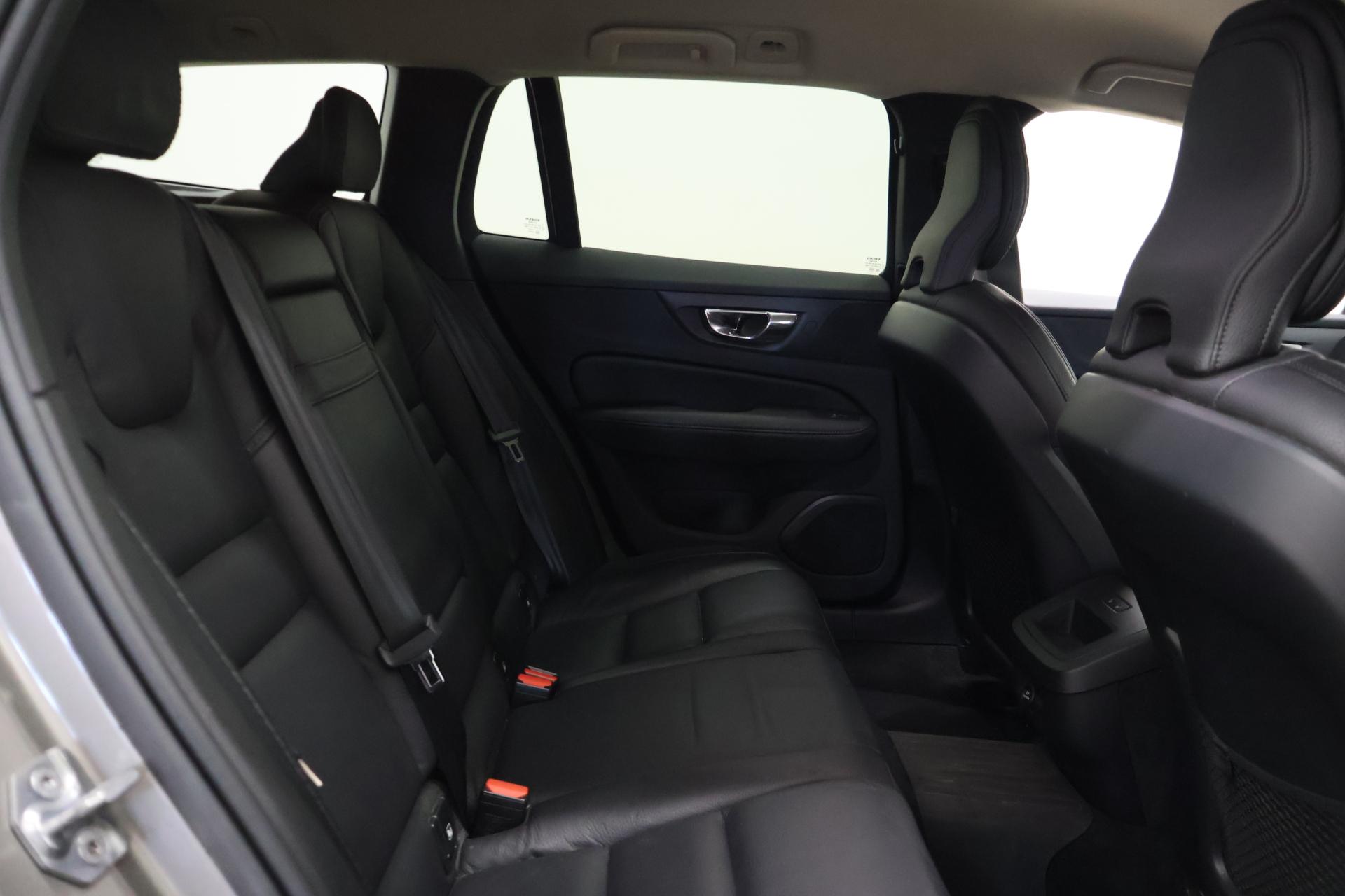 VOLVO V60 Cross Country 2019