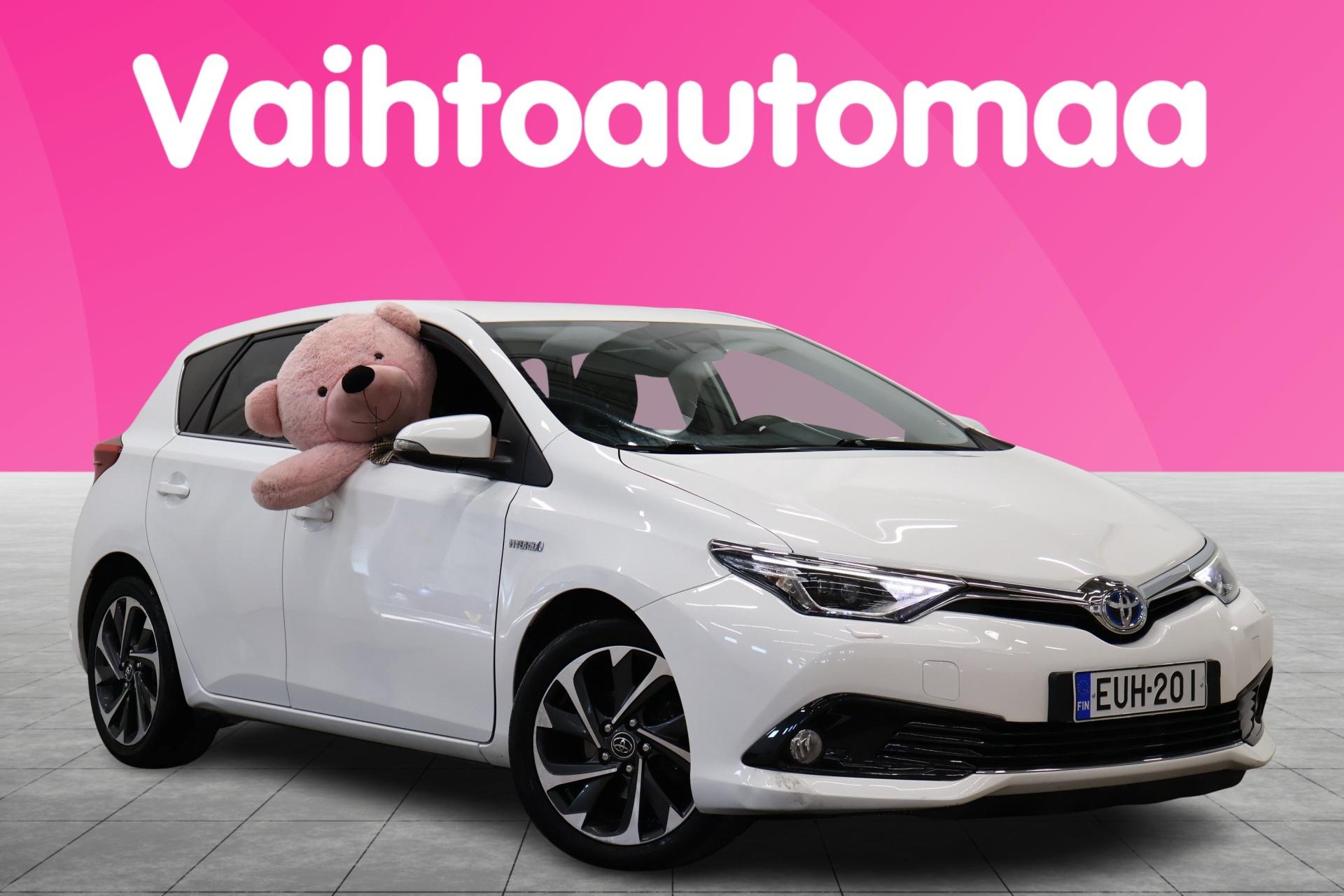 TOYOTA Auris 2016