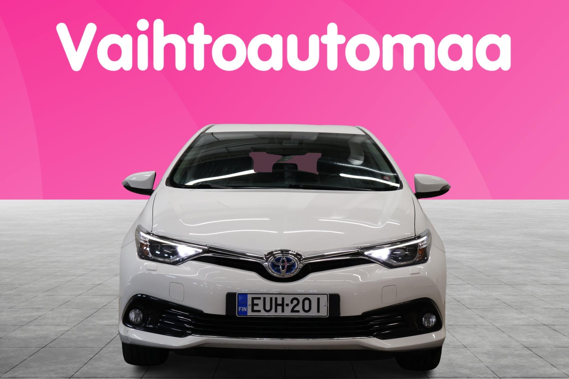 TOYOTA Auris 2016
