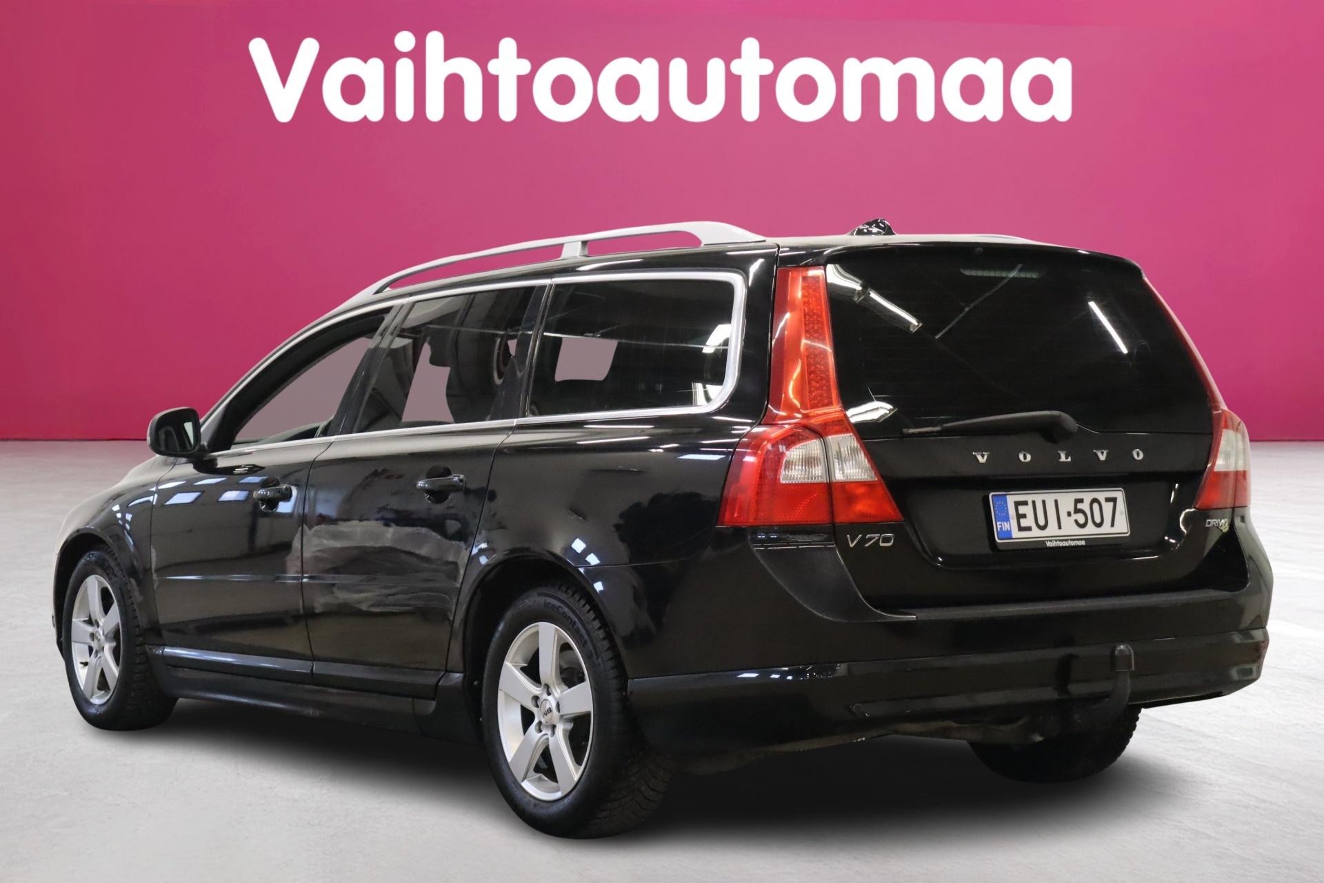 VOLVO V70 2012