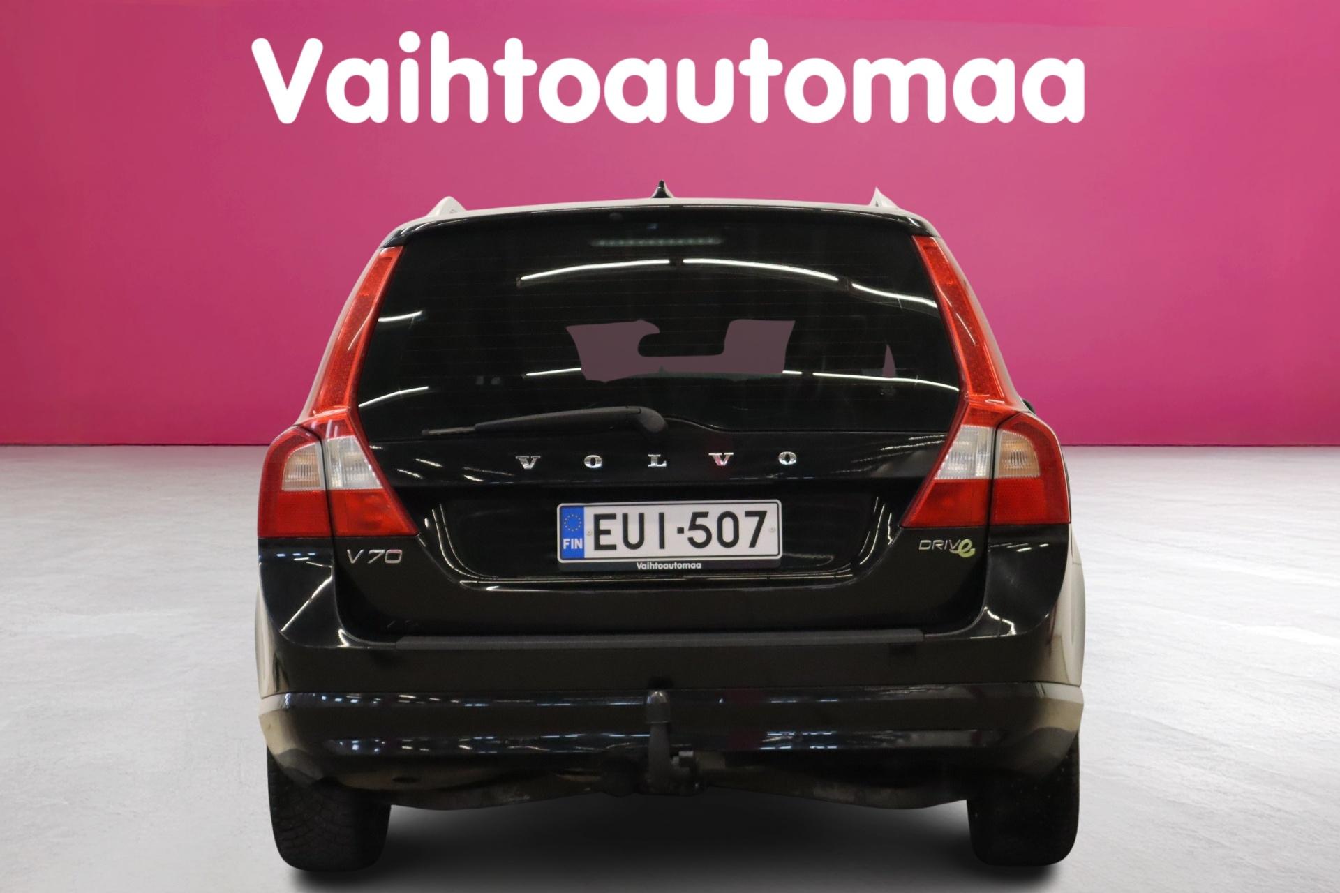 VOLVO V70 2012