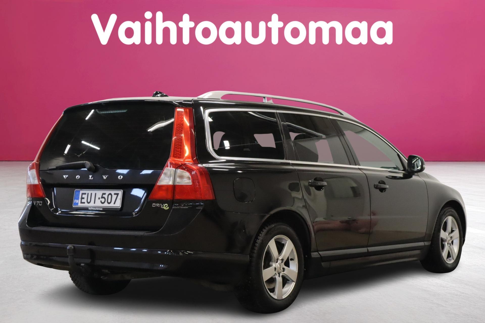 VOLVO V70 2012