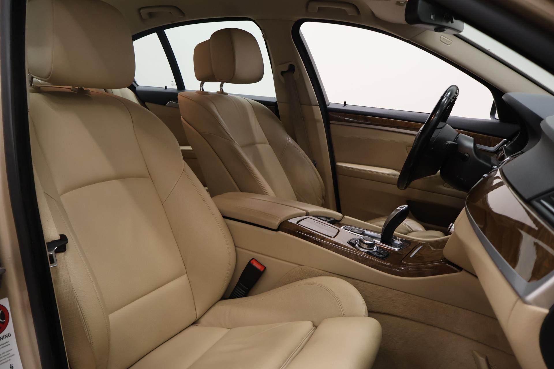 BMW 525 2012